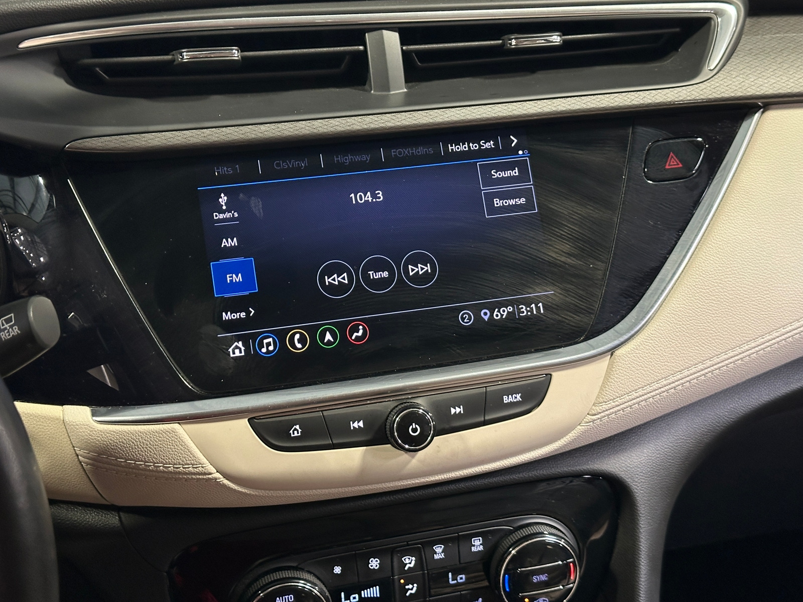 Thumbnail: 2020 Buick Encore GX - 3