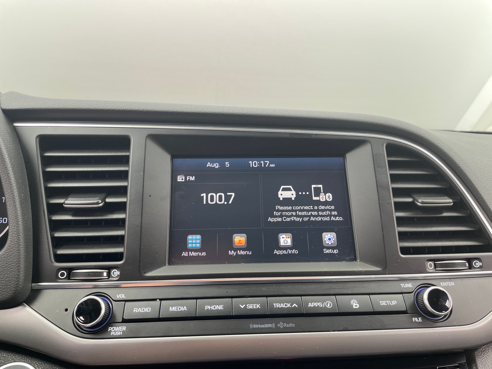 Thumbnail: 2017 Hyundai Elantra - 3