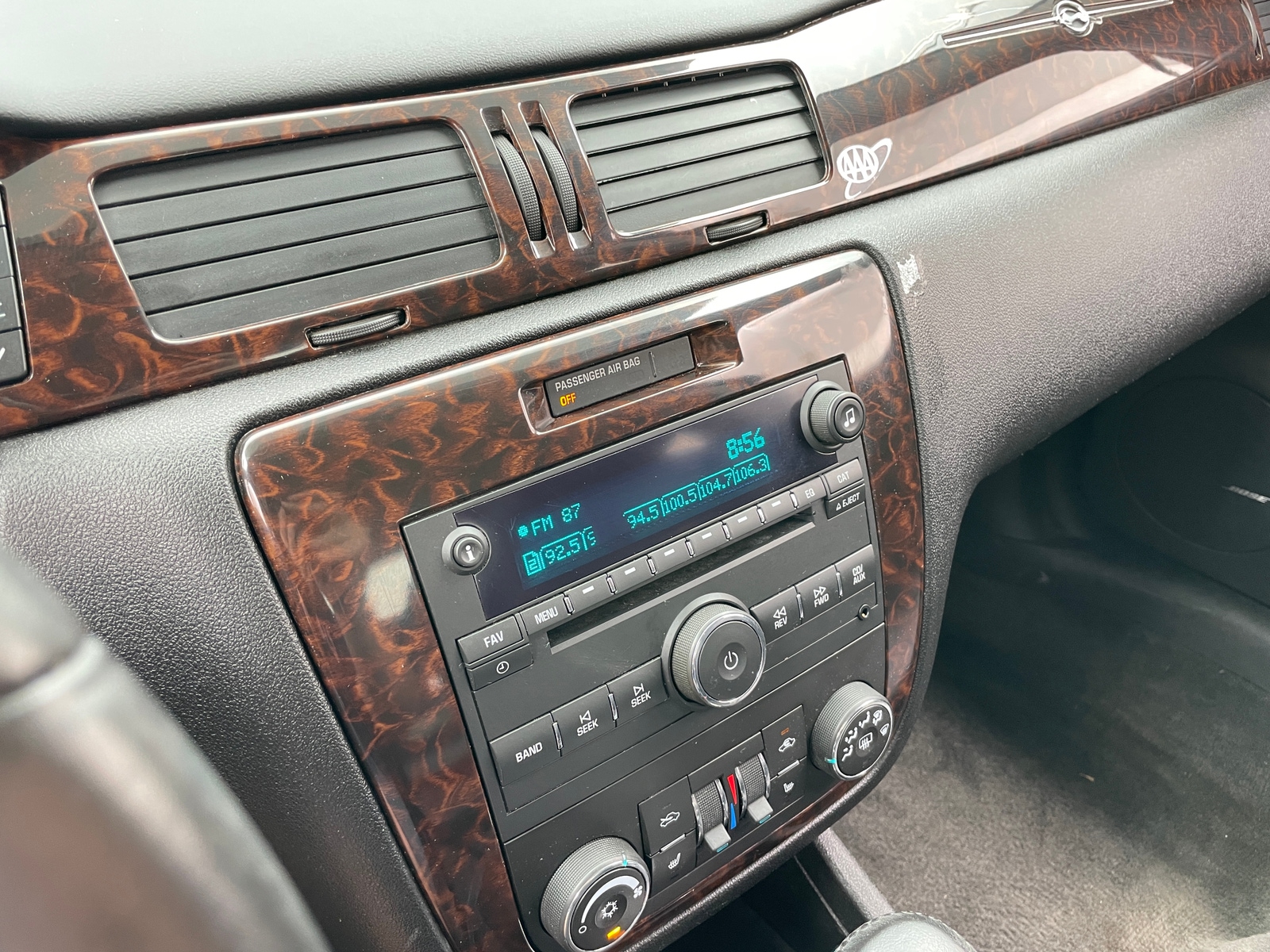 Thumbnail: 2012 Chevrolet Impala - 3