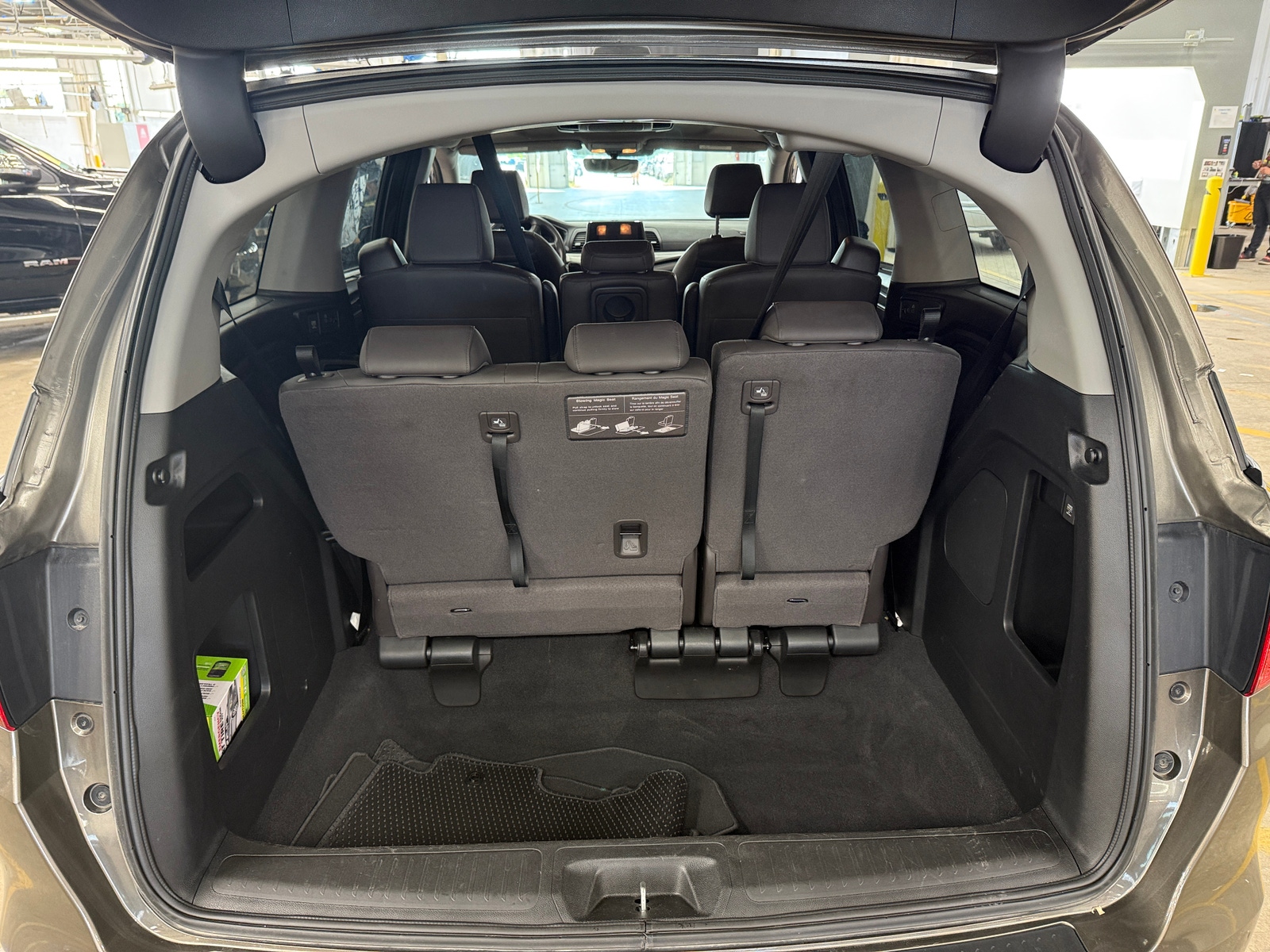 Thumbnail: 2018 Honda Odyssey - 6
