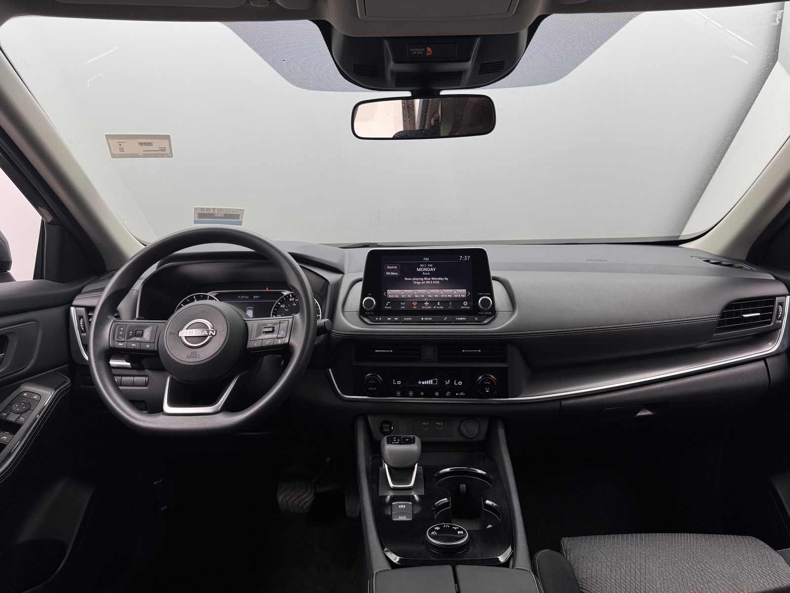 Thumbnail: 2024 Nissan Rogue - 3