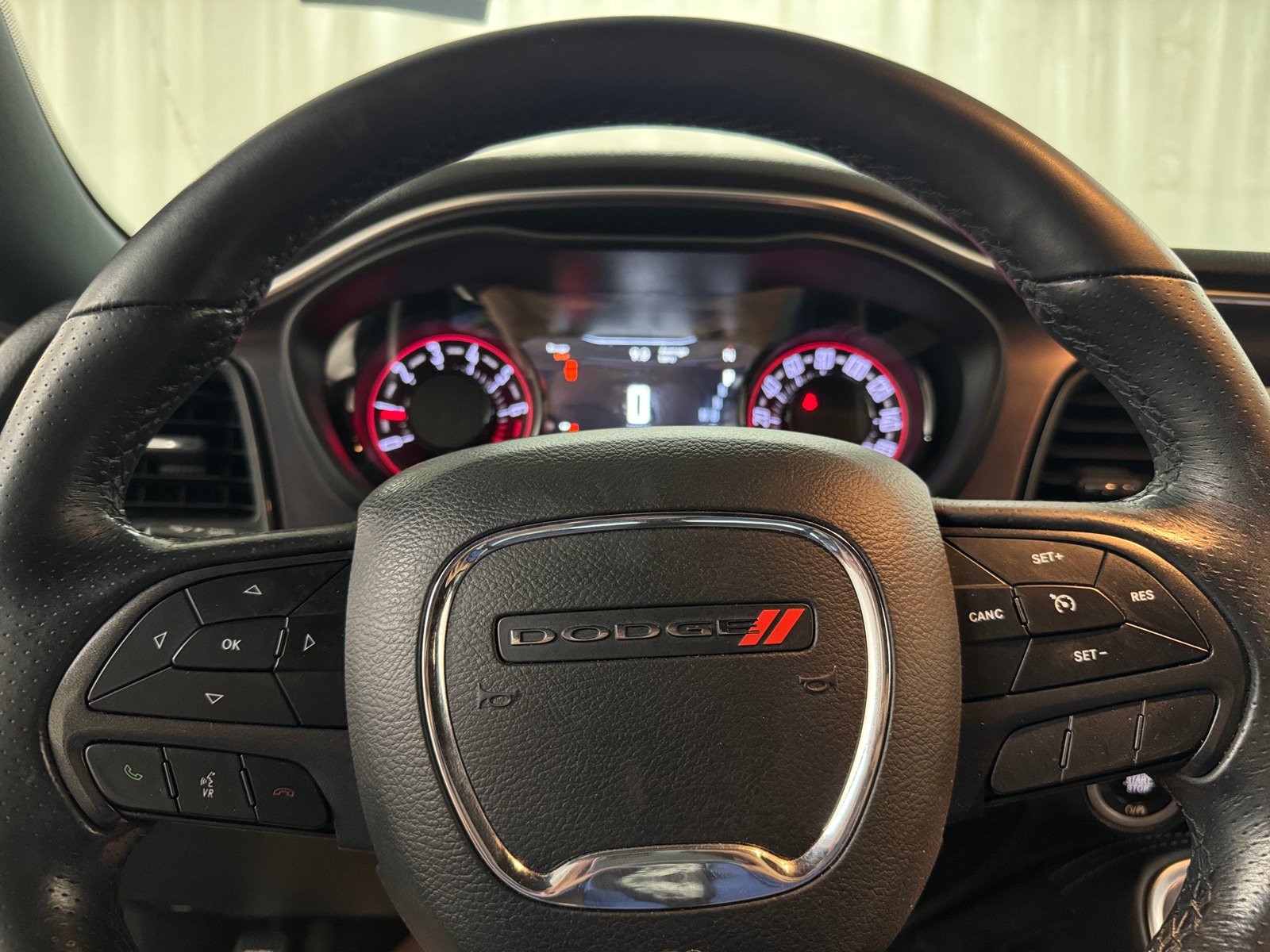 Thumbnail: 2018 Dodge Challenger - 3