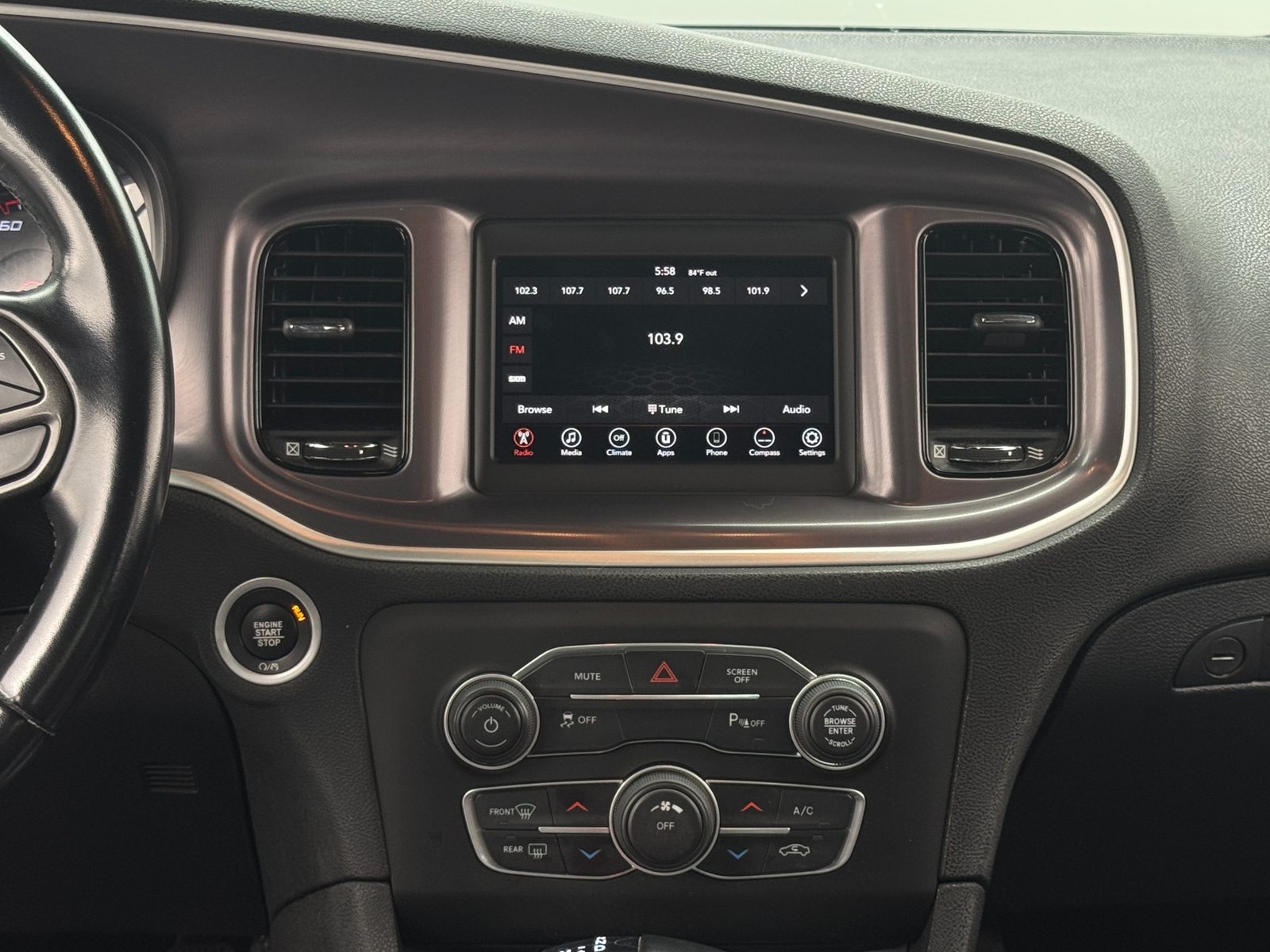 Thumbnail: 2020 Dodge Charger - 4