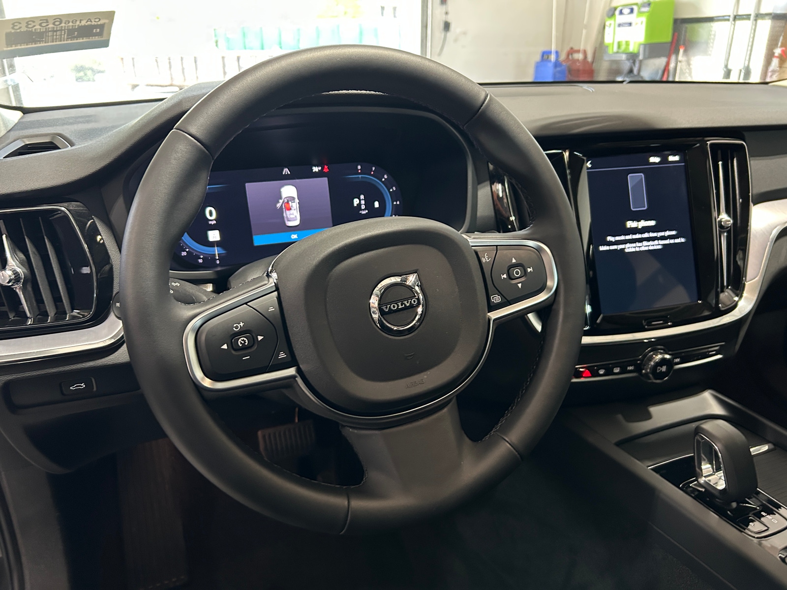 Thumbnail: 2025 Volvo S60 - 4
