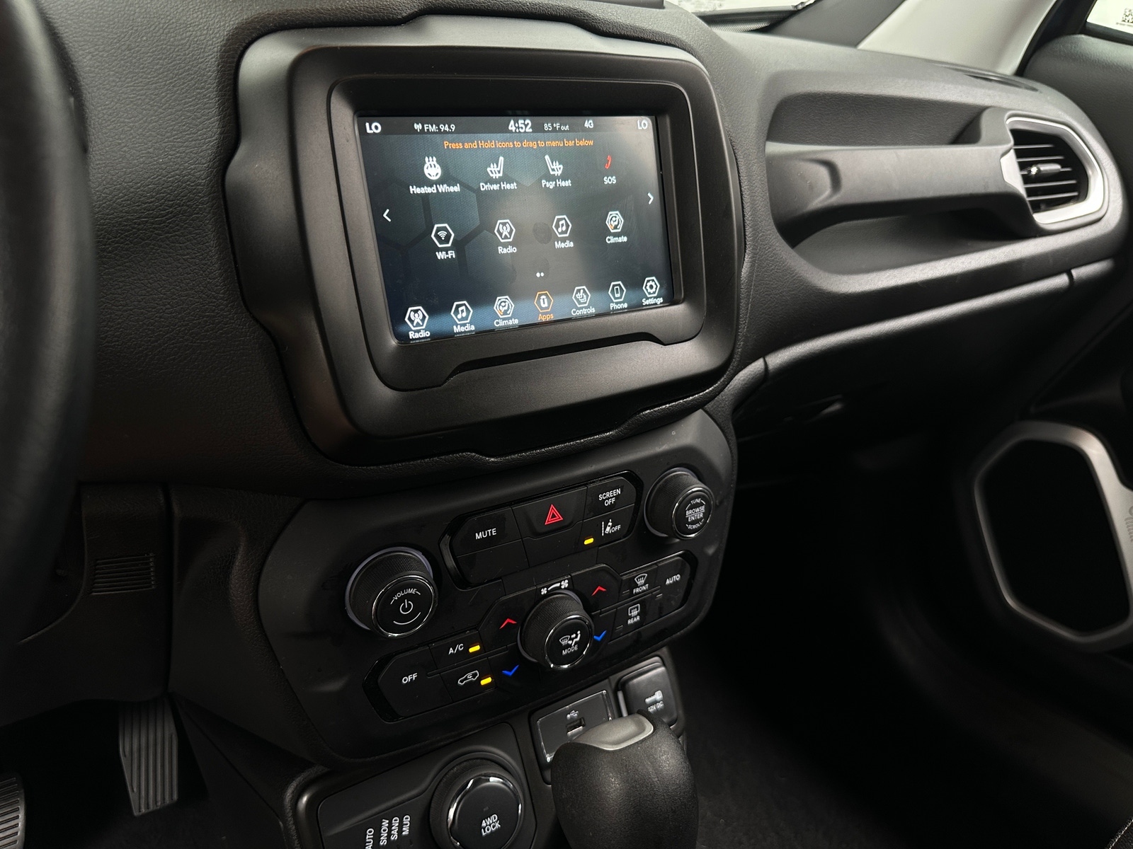 Thumbnail: 2021 Jeep Renegade - 4