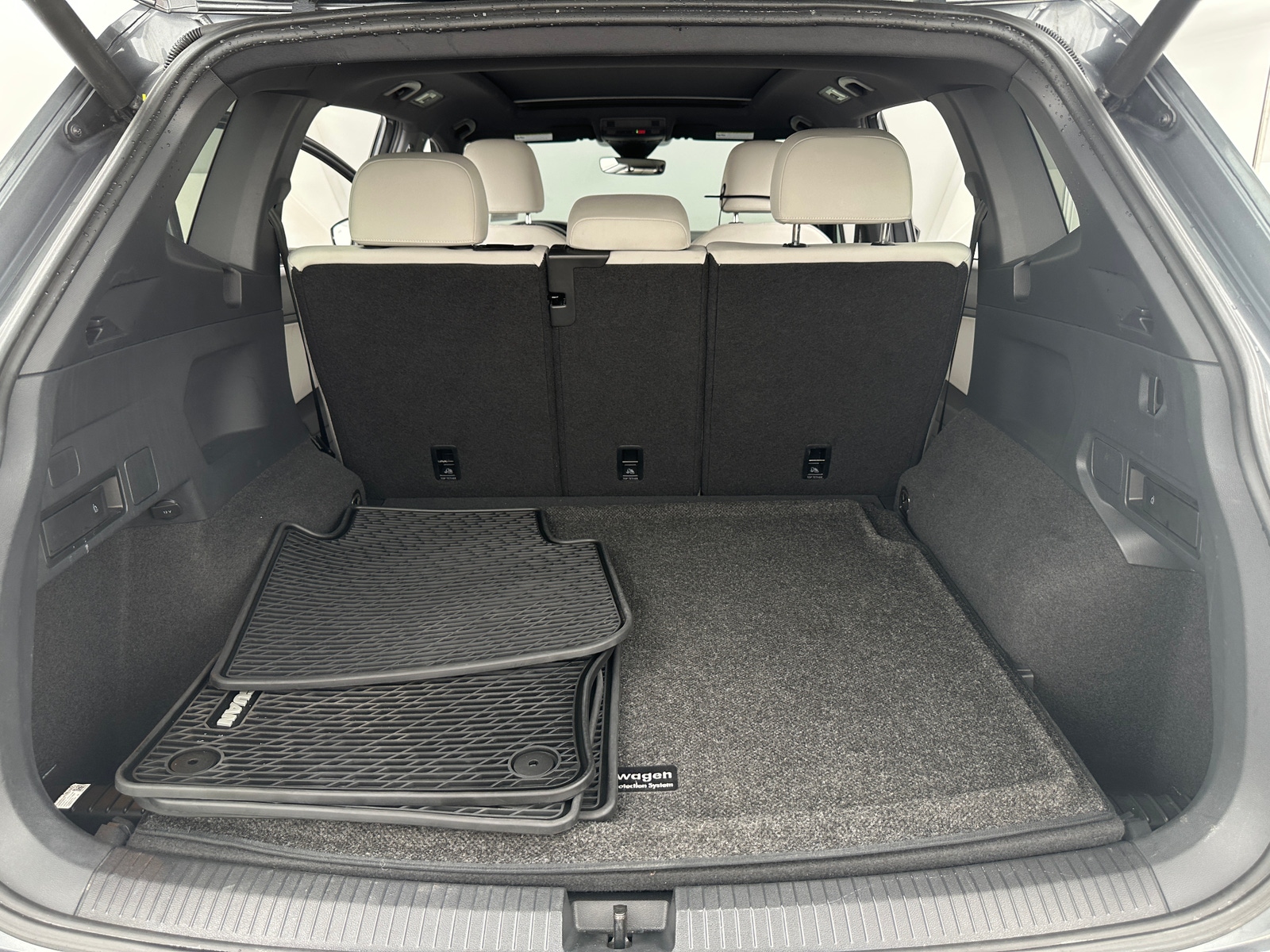 Thumbnail: 2019 Volkswagen Tiguan - 6