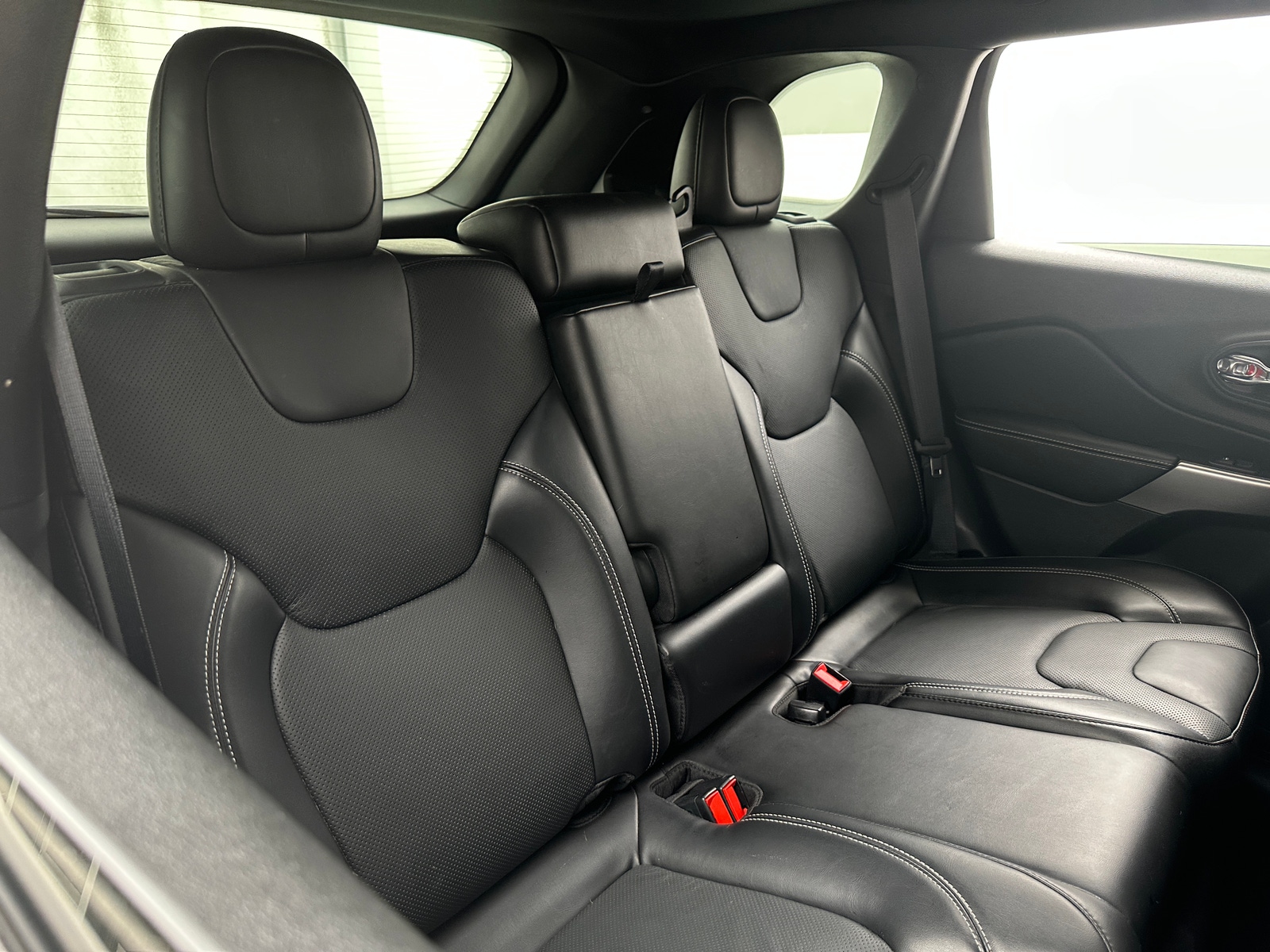 Thumbnail: 2021 Jeep Cherokee - 5