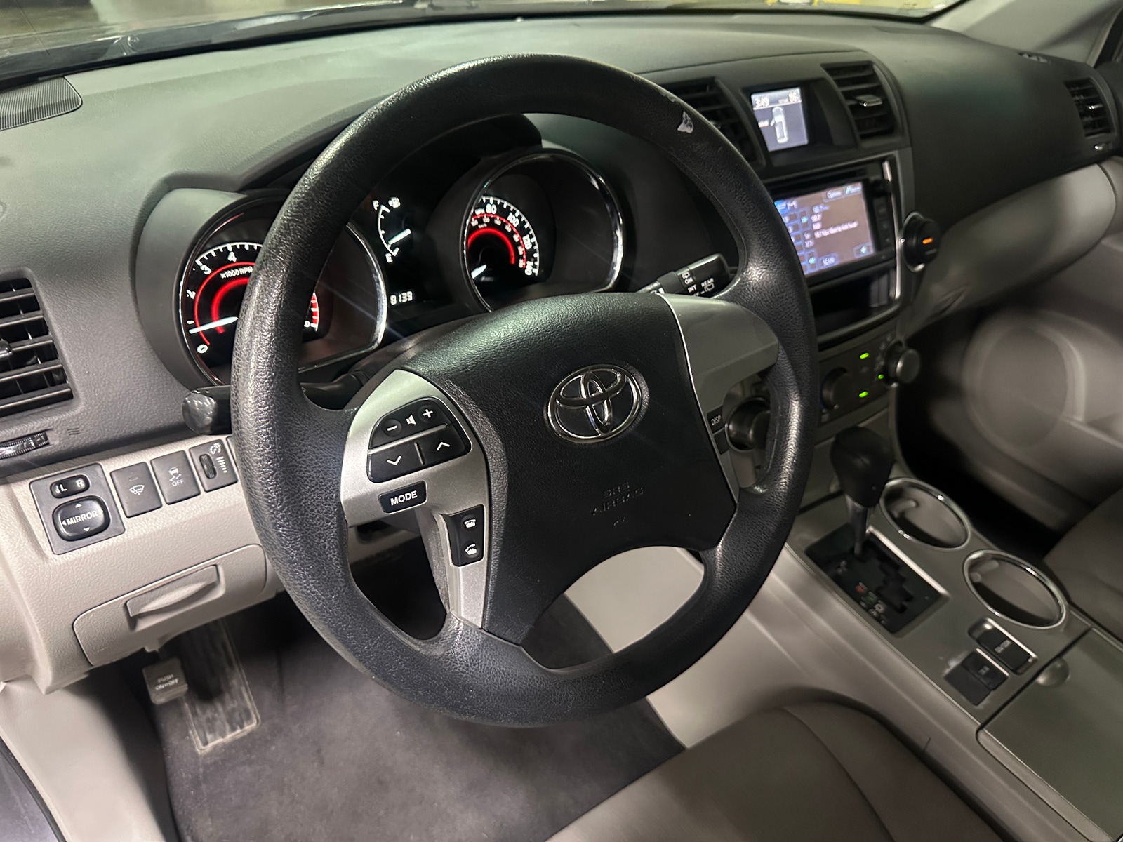 Thumbnail: 2013 Toyota Highlander - 5