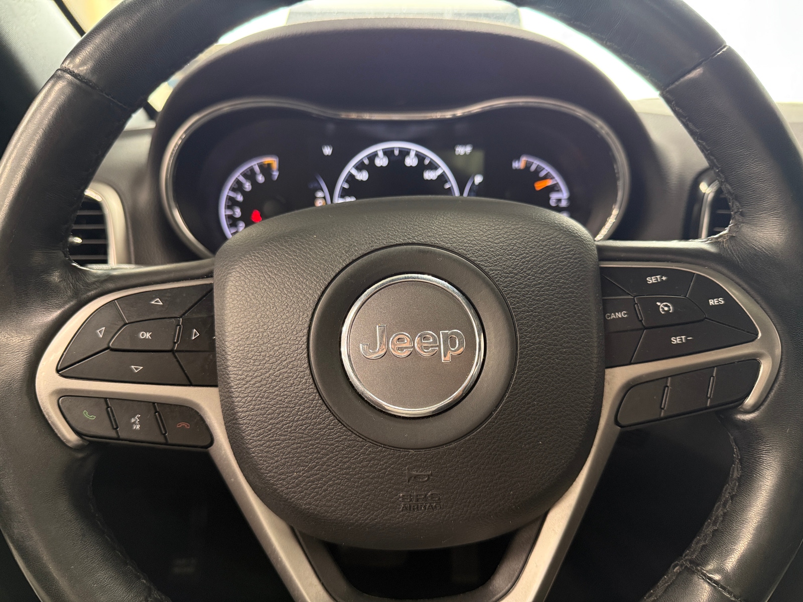 Thumbnail: 2019 Jeep Grand Cherokee - 4