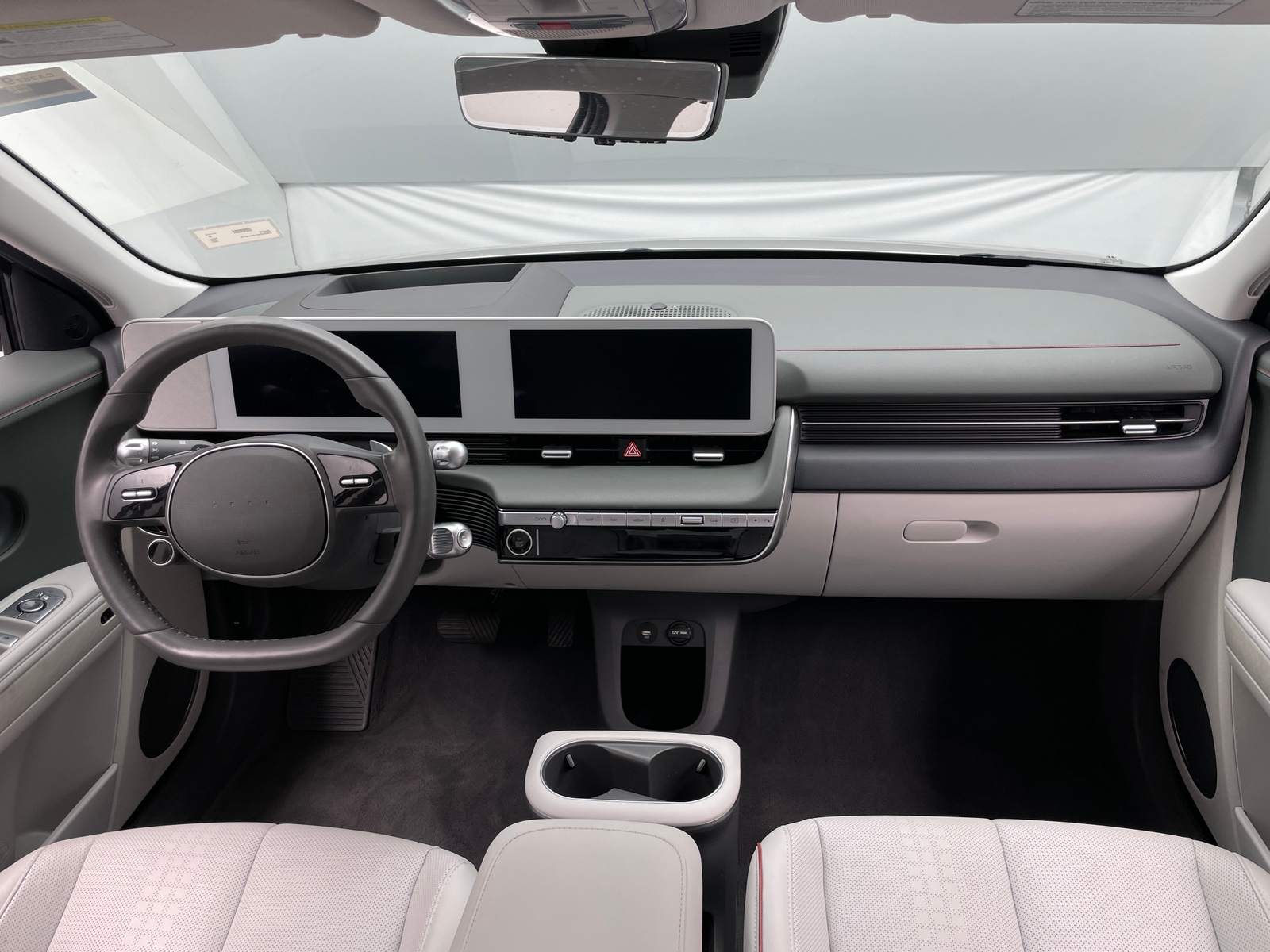 Thumbnail: 2024 Hyundai Ioniq 5 - 2