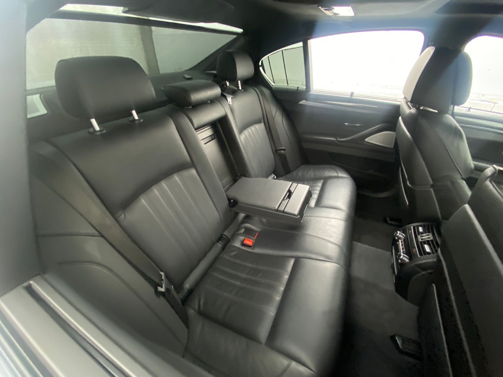 Thumbnail: 2016 BMW M5 - 5