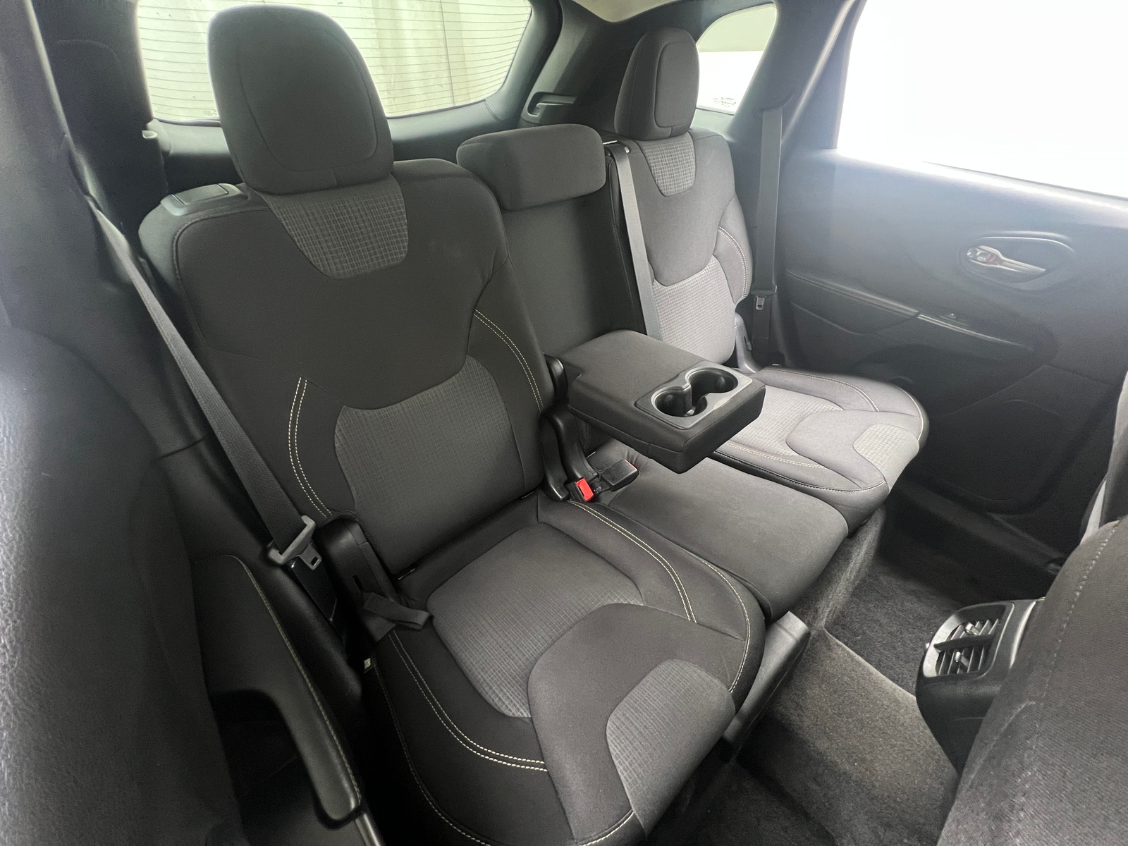Thumbnail: 2015 Jeep Cherokee - 6