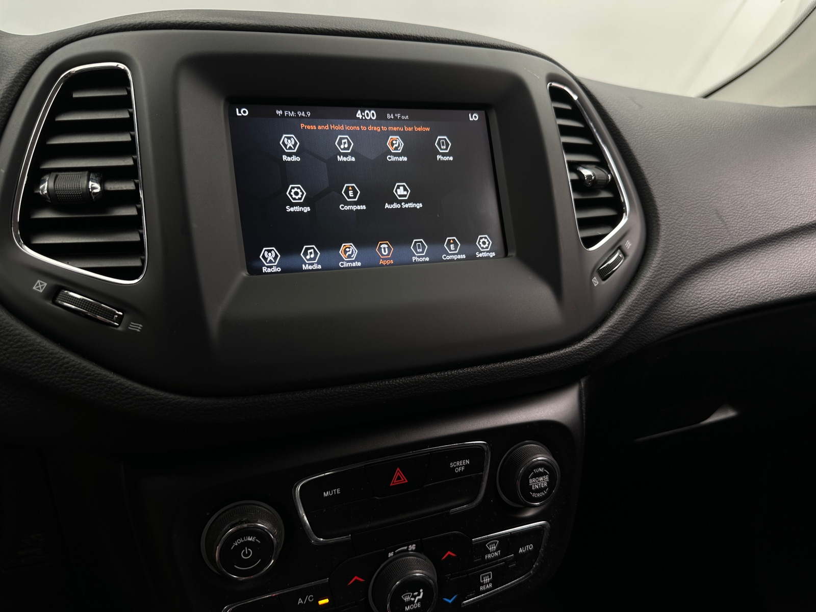 Thumbnail: 2021 Jeep Compass - 4