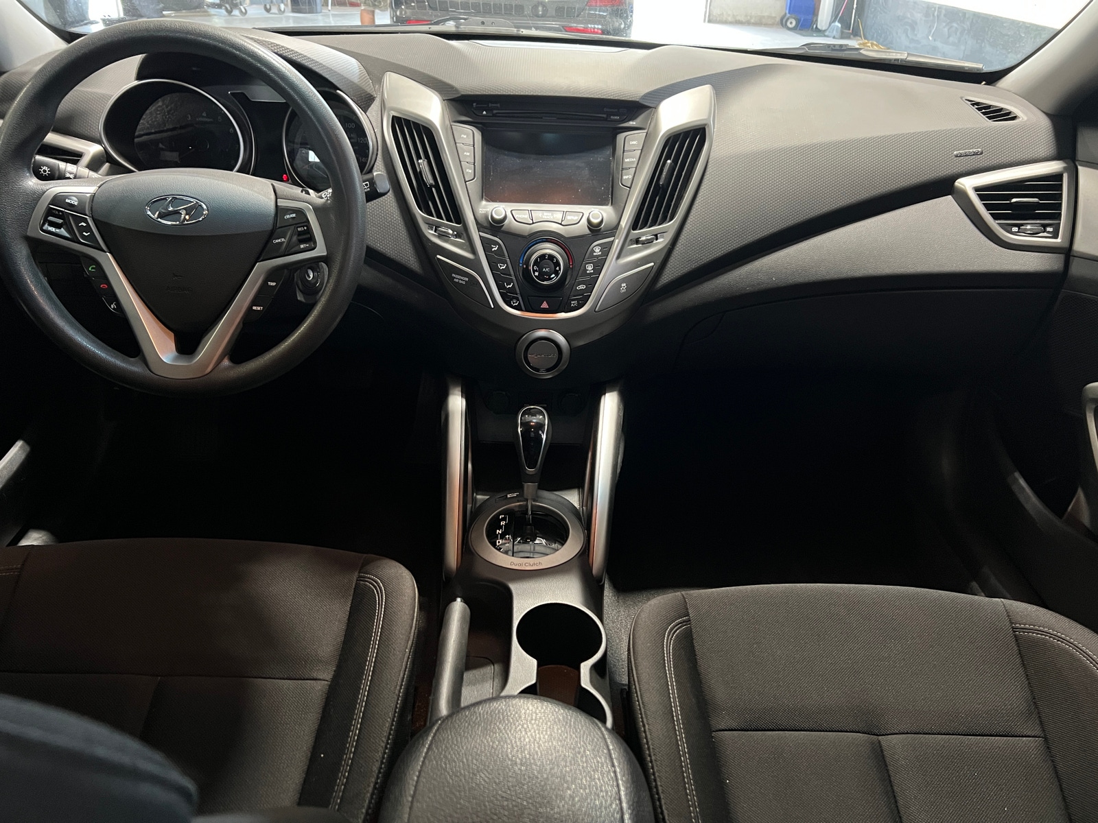 Thumbnail: 2014 Hyundai Veloster - 3