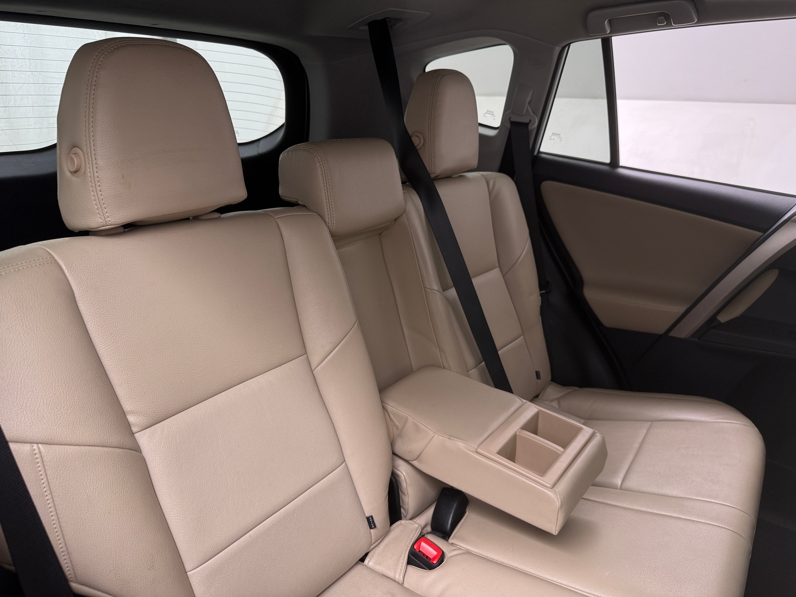 Thumbnail: 2014 Toyota RAV4 - 6