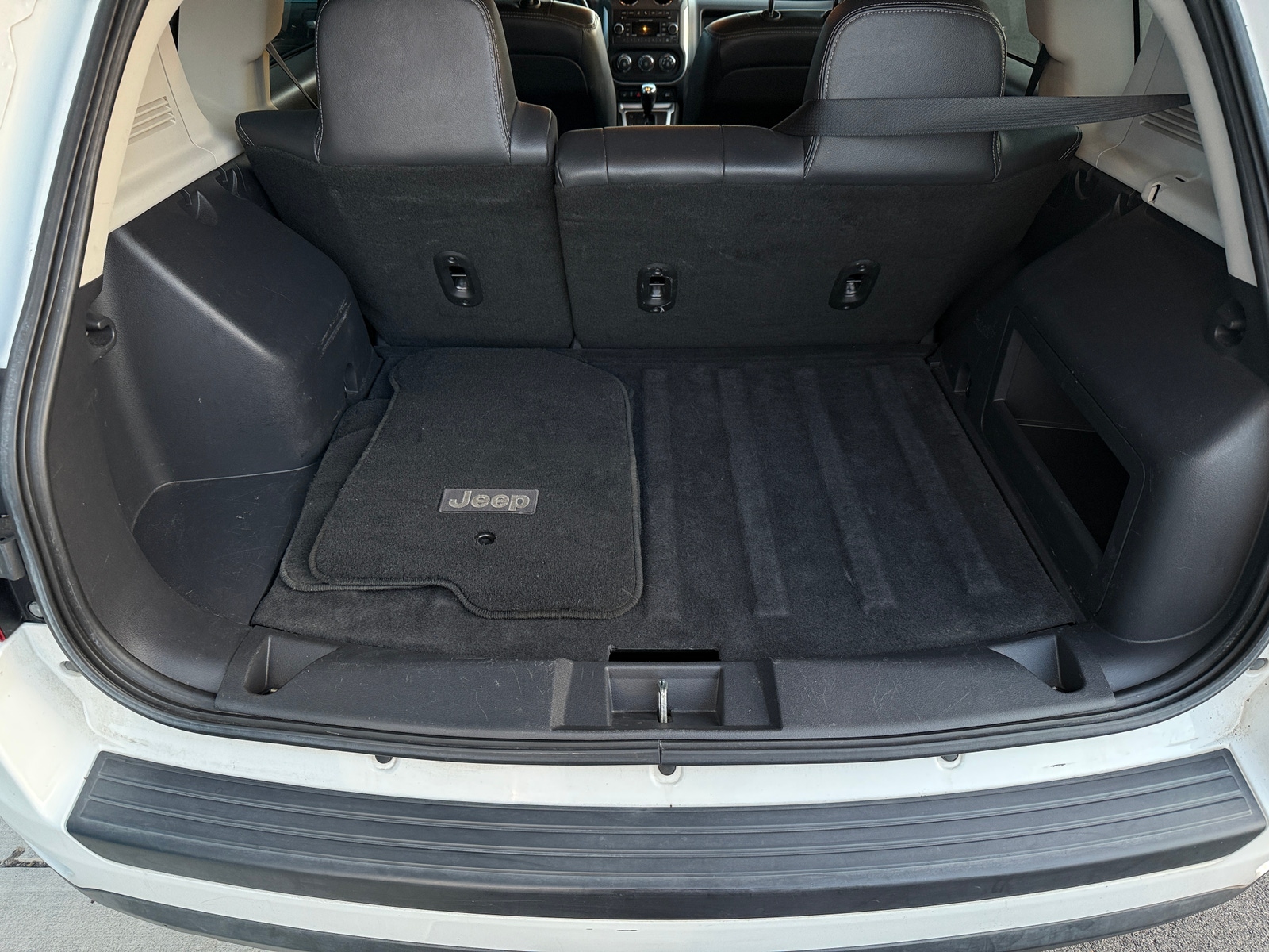 Thumbnail: 2014 Jeep Compass - 7
