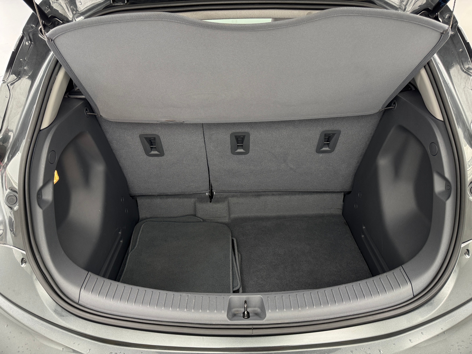Thumbnail: 2020 Chevrolet Bolt EV - 7