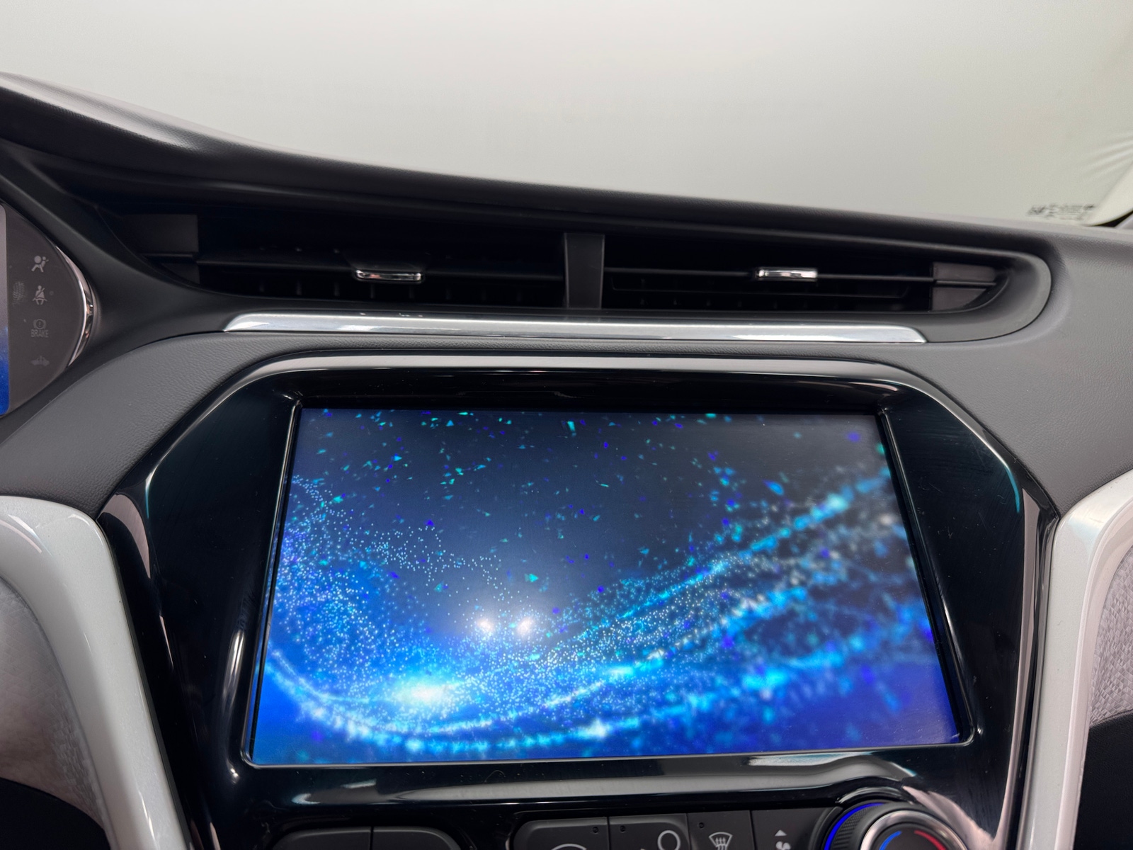 Thumbnail: 2020 Chevrolet Bolt EV - 4