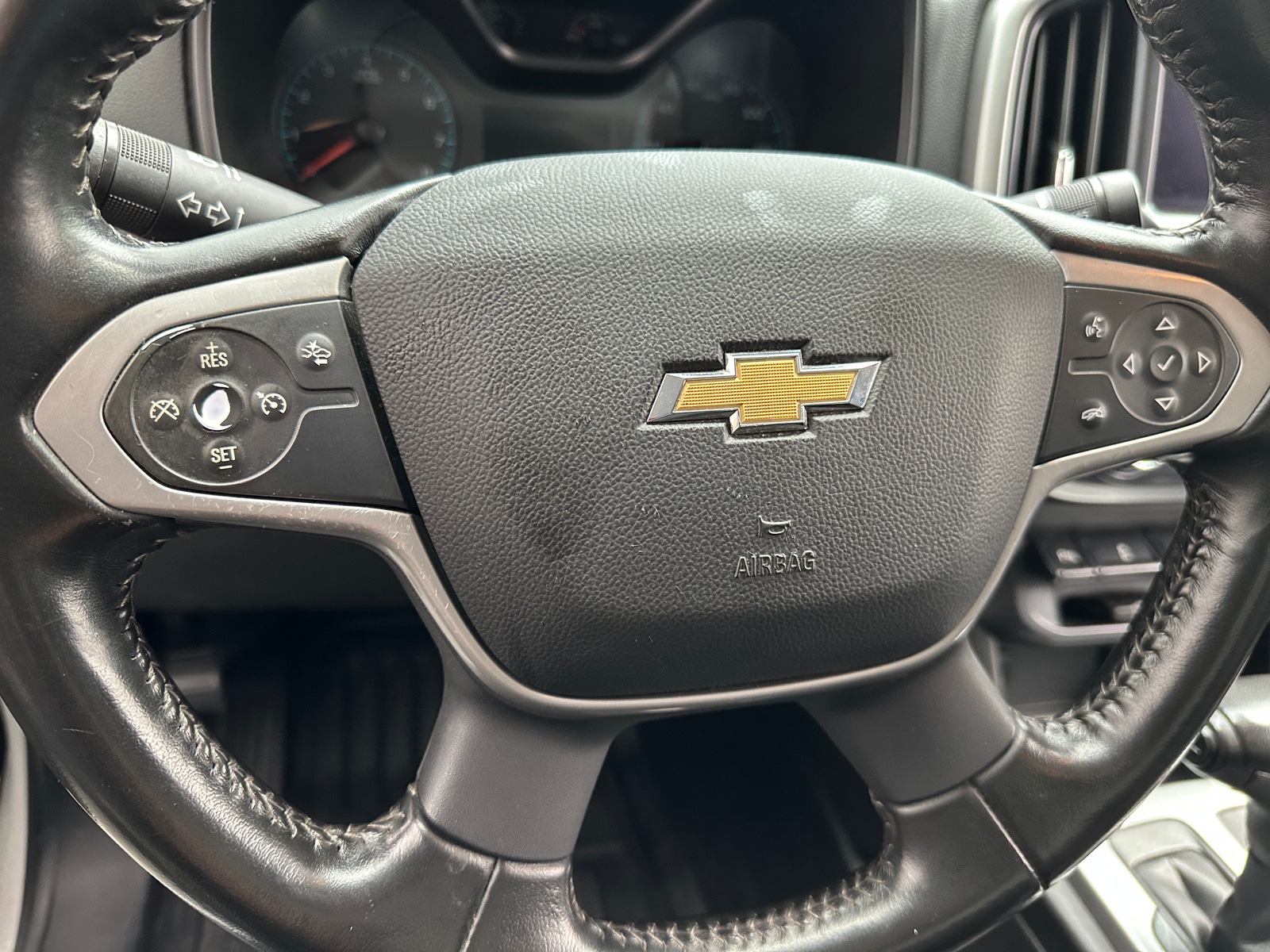 Thumbnail: 2021 Chevrolet Colorado - 5