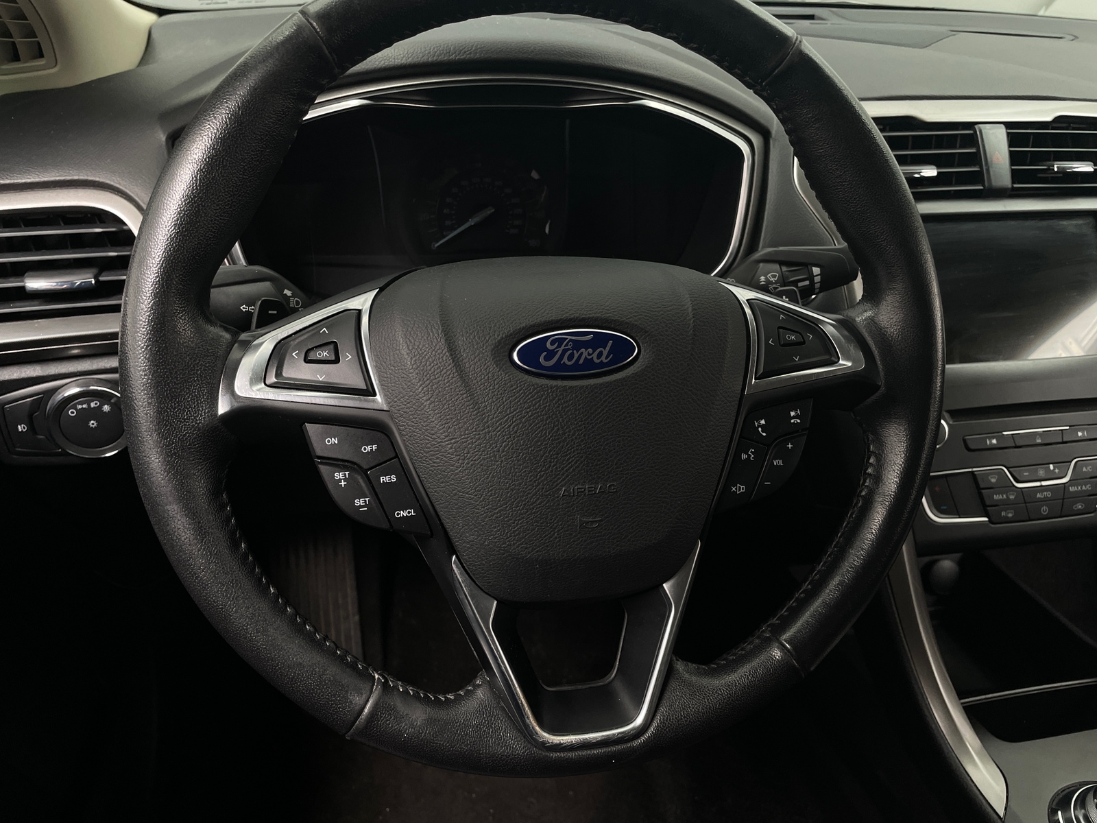 Thumbnail: 2017 Ford Fusion - 5