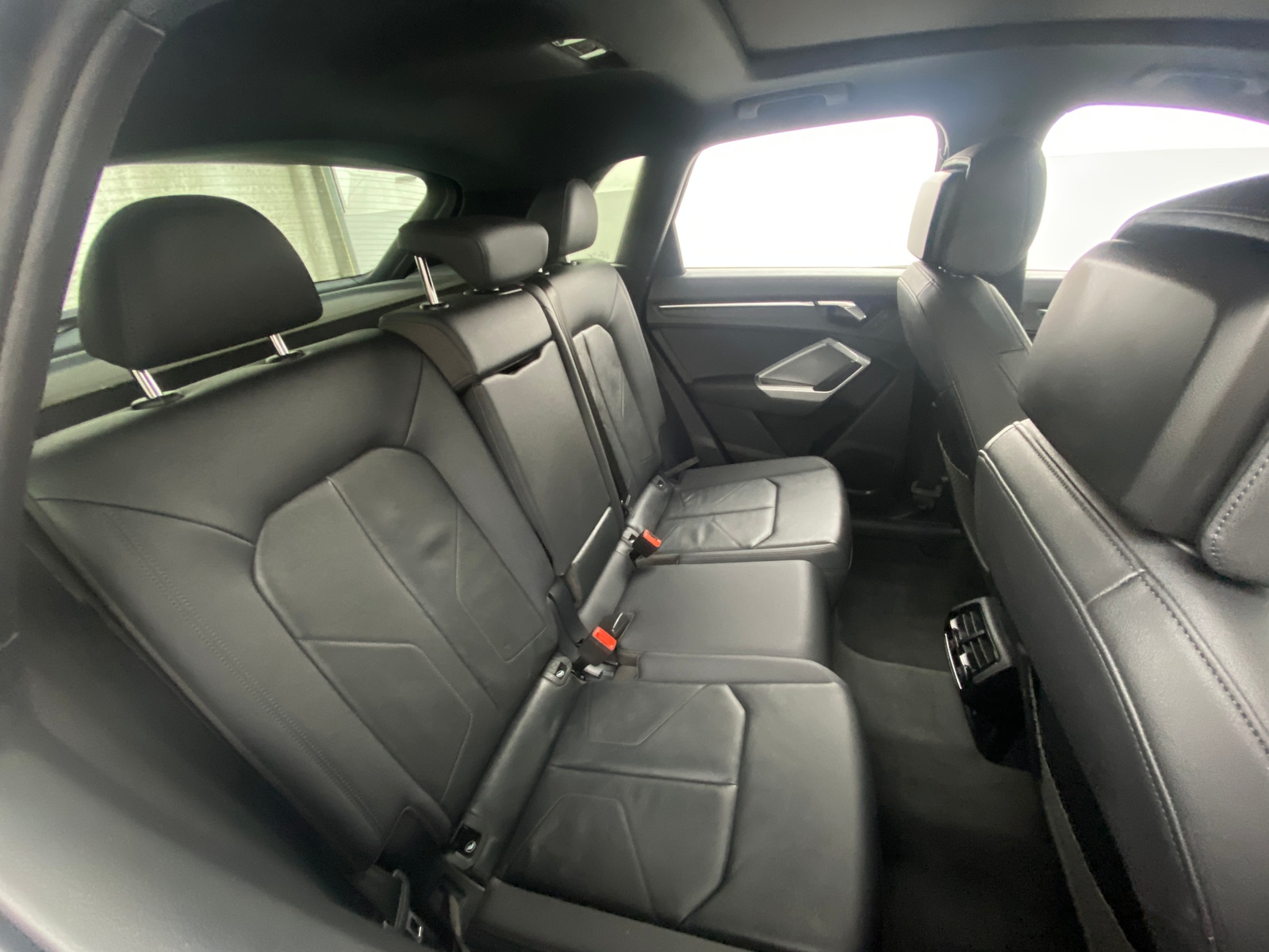 Thumbnail: 2022 Audi Q3 - 5