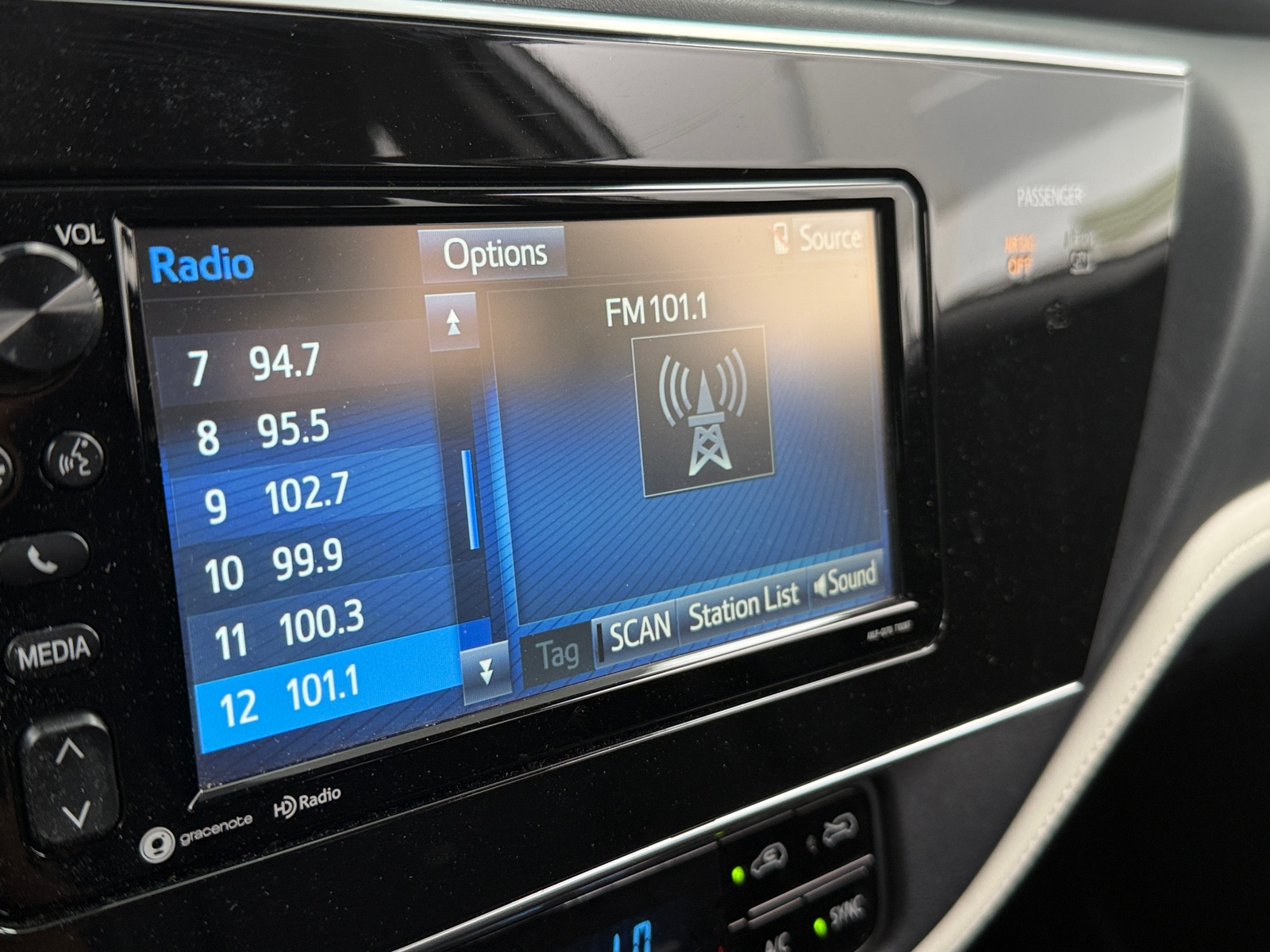 Thumbnail: 2017 Toyota Corolla iM - 4