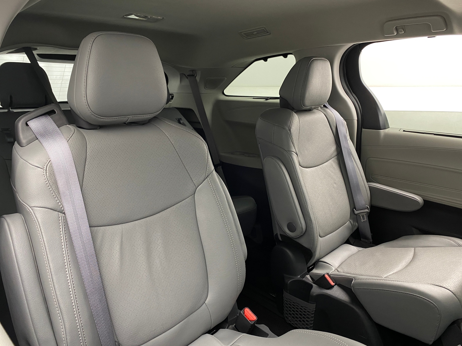 Thumbnail: 2023 Toyota Sienna - 5