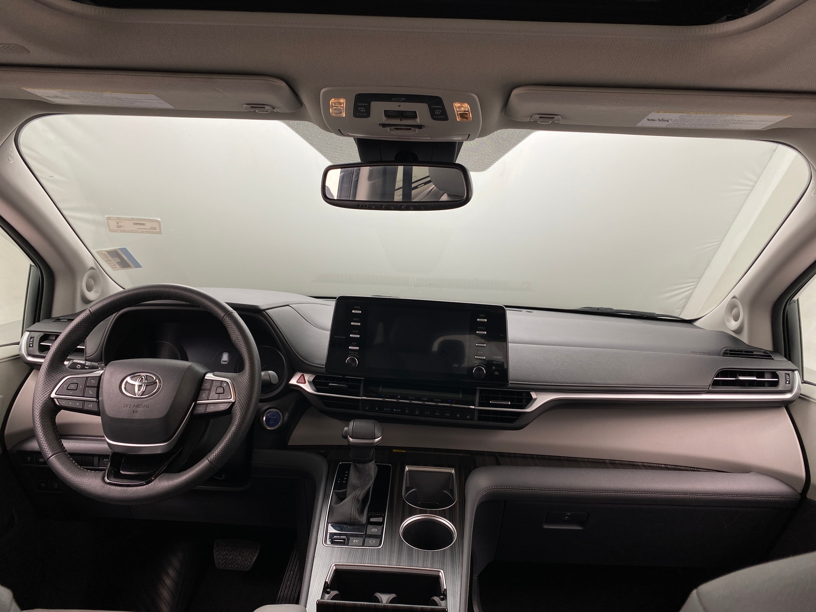 Thumbnail: 2023 Toyota Sienna - 2