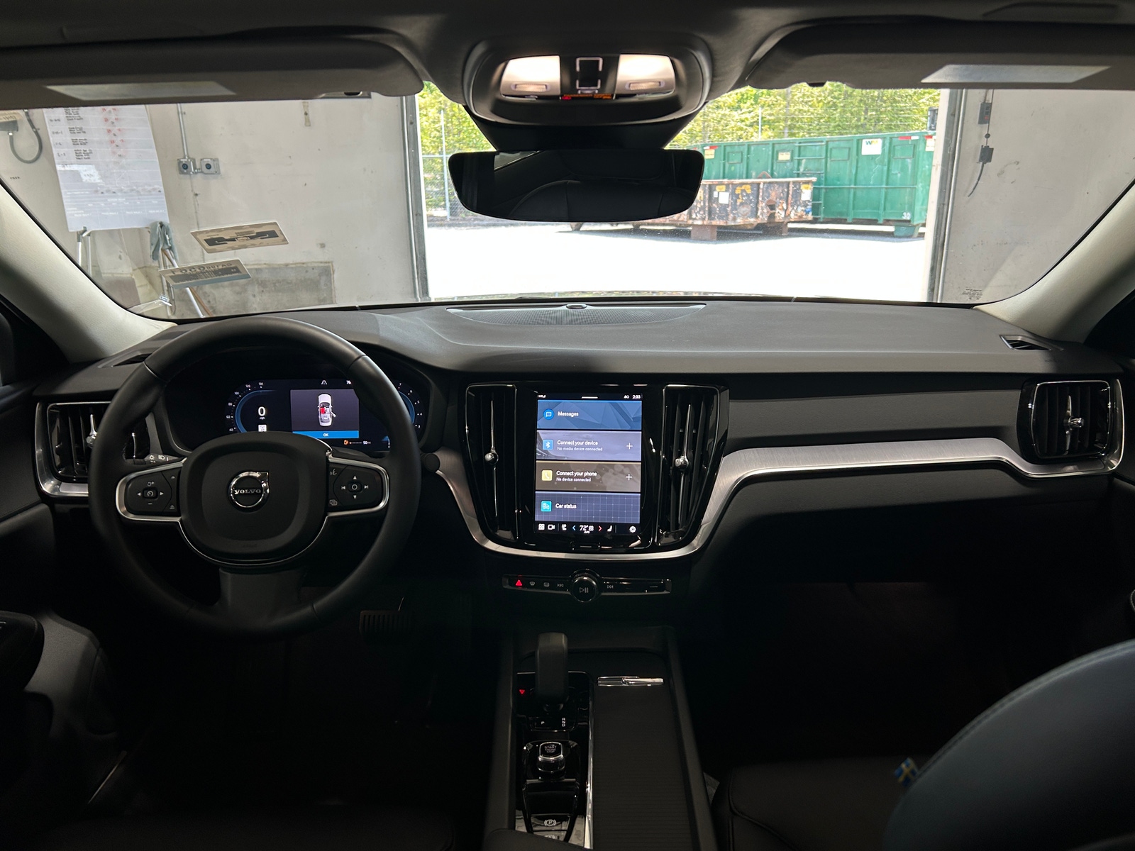 Thumbnail: 2025 Volvo S60 - 2