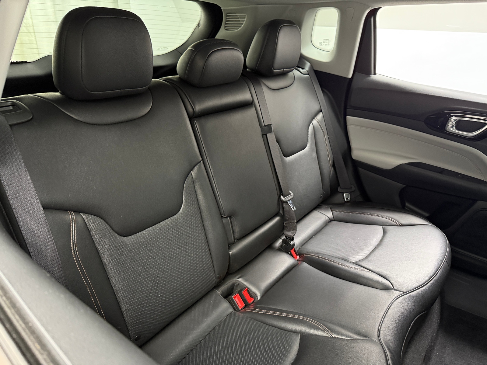 Thumbnail: 2022 Jeep Compass - 5