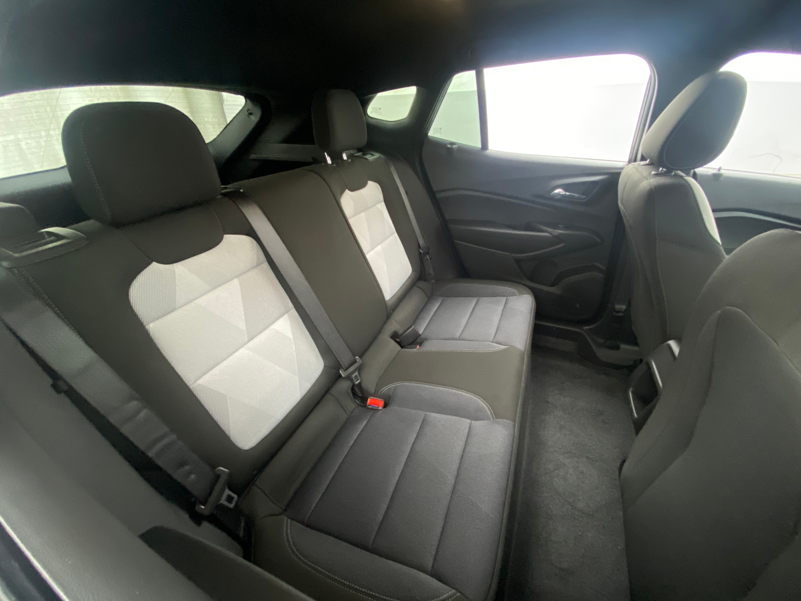 Thumbnail: 2025 Chevrolet Trax - 6
