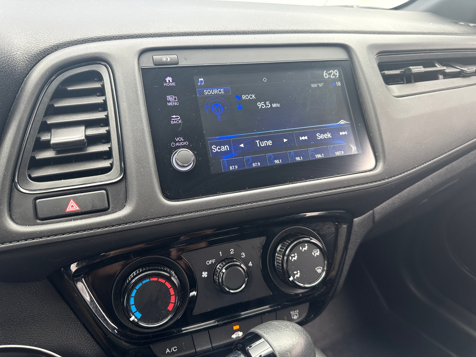 Thumbnail: 2022 Honda HR-V - 4
