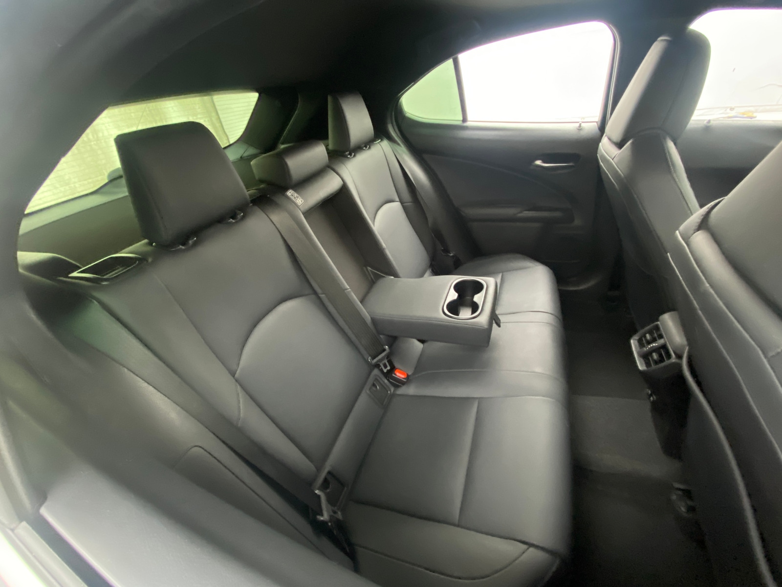 Thumbnail: 2021 Lexus UX - 5