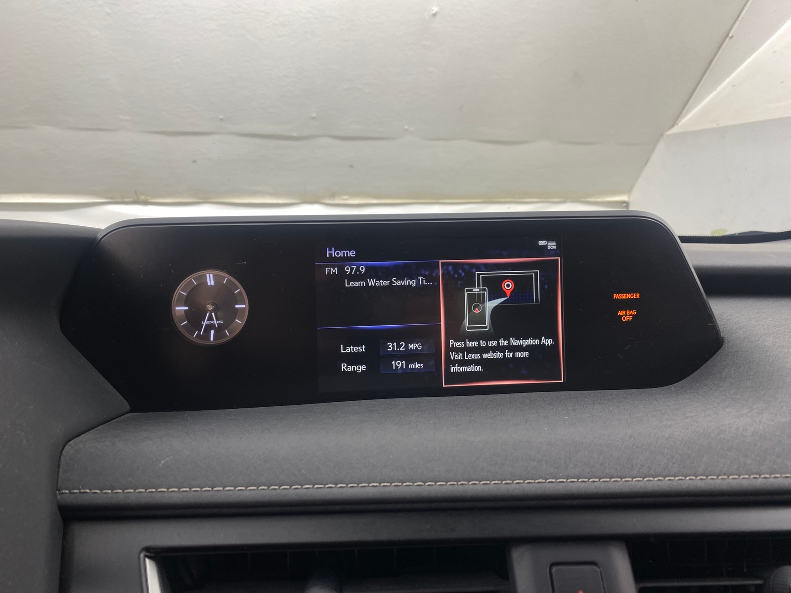 Thumbnail: 2021 Lexus UX - 3