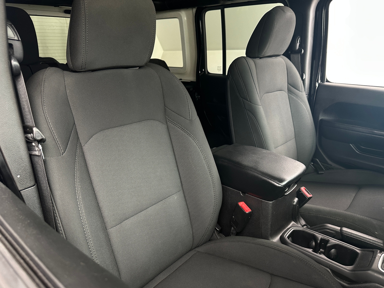 Thumbnail: 2018 Jeep Wrangler - 2