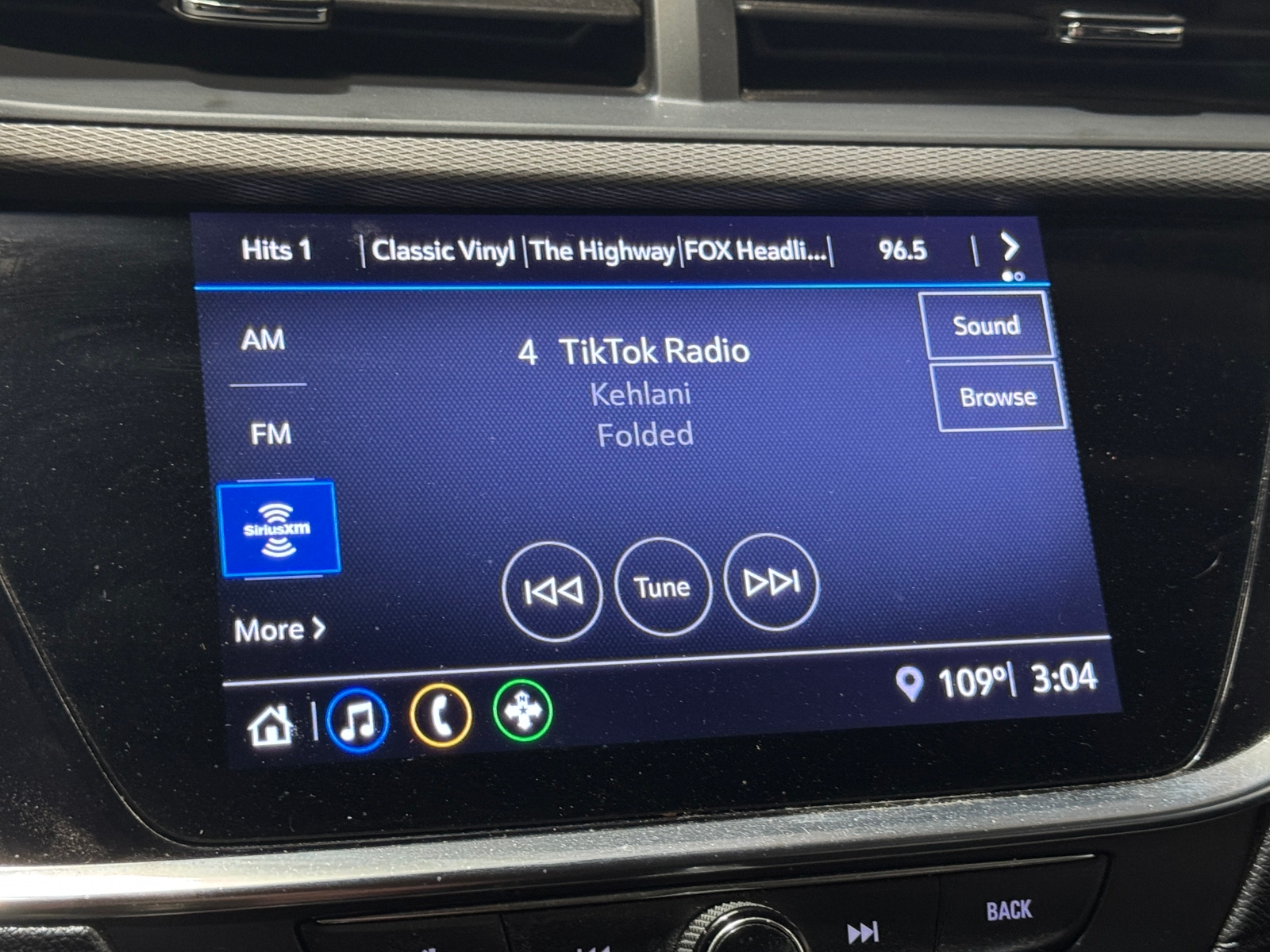 Thumbnail: 2021 Buick Encore GX - 3