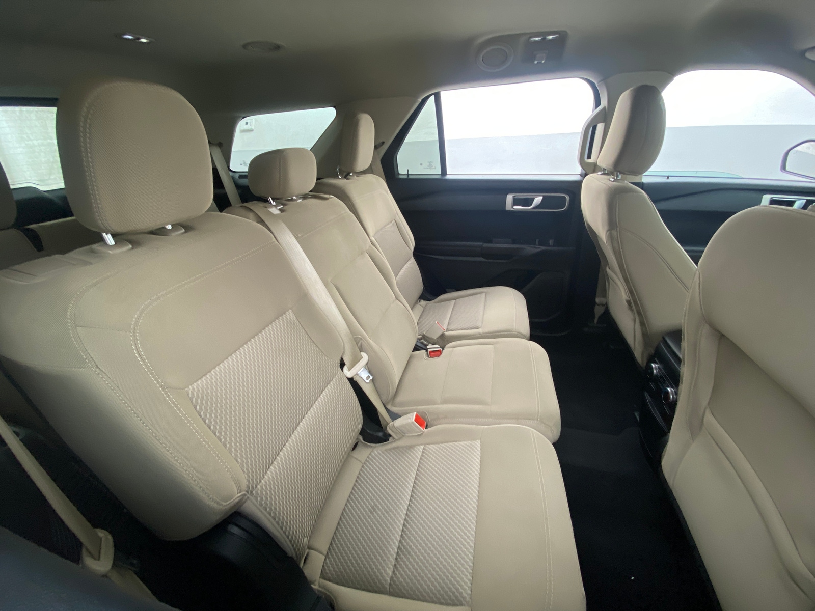 Thumbnail: 2021 Ford Explorer - 6