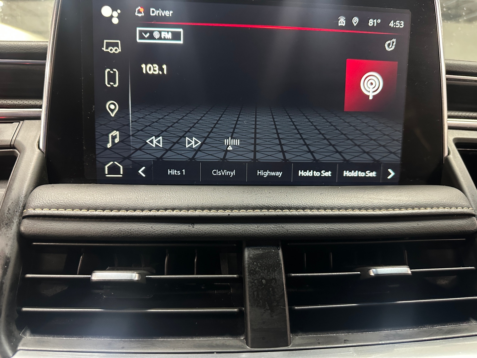 Thumbnail: 2023 GMC Yukon XL - 3