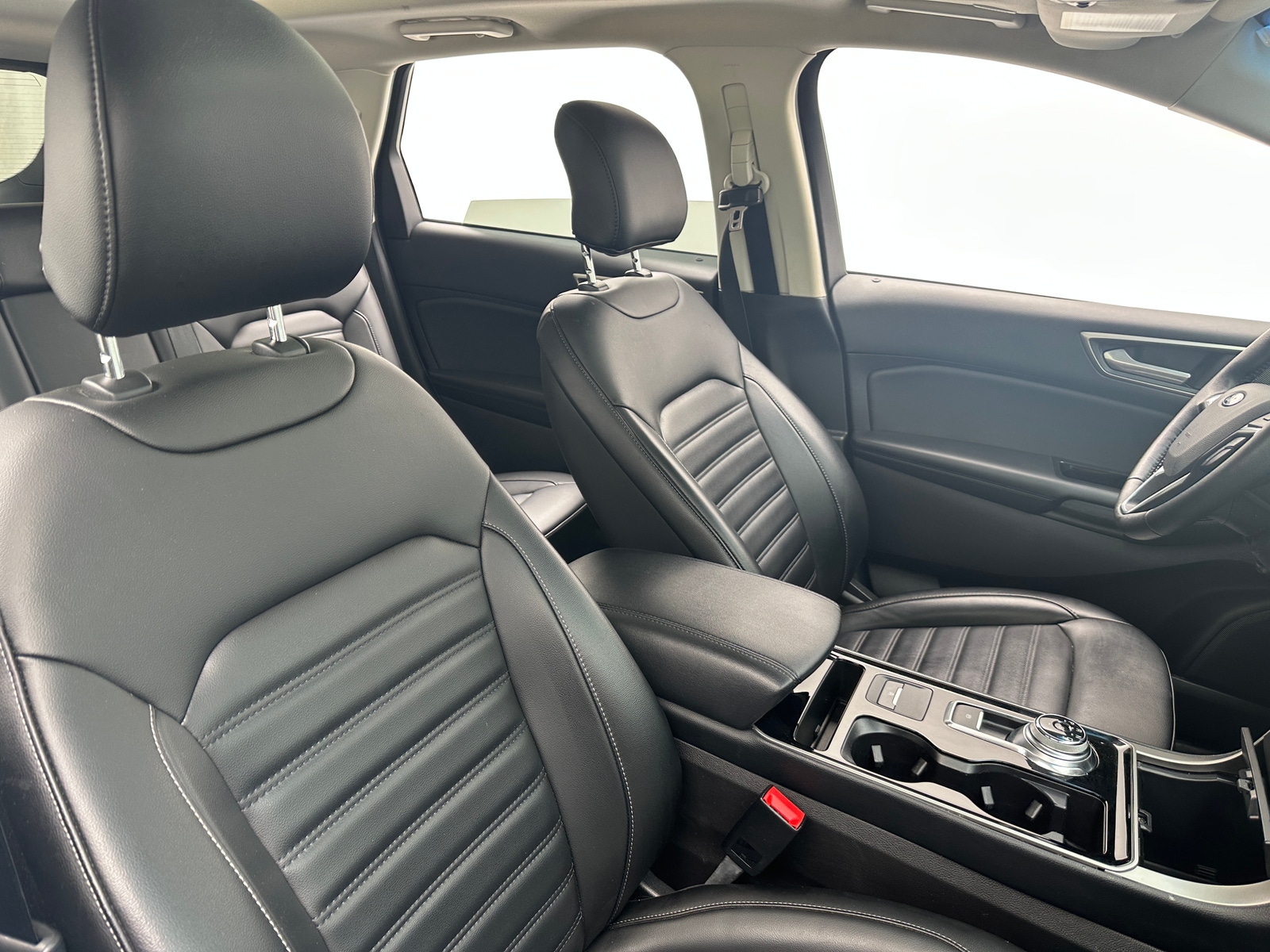 Thumbnail: 2019 Ford Edge - 2