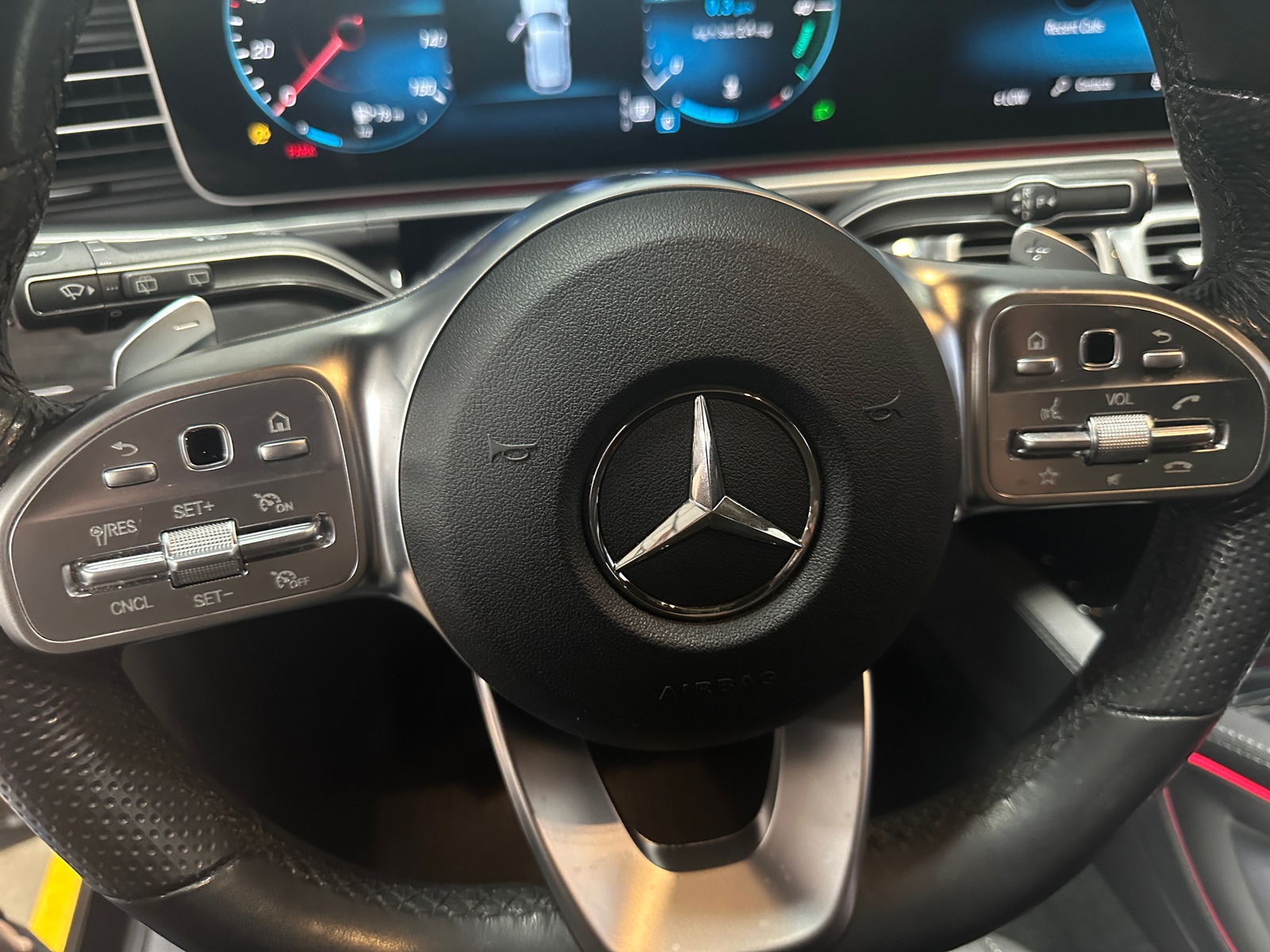 Thumbnail: 2021 Mercedes-Benz GLE - 4