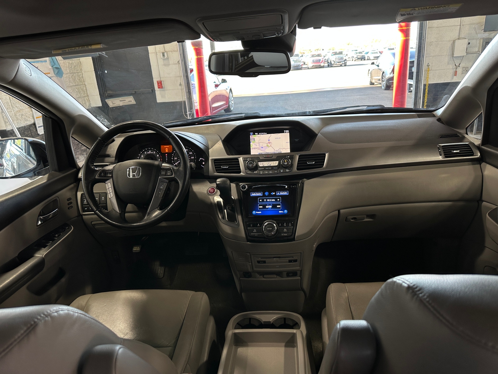 Thumbnail: 2015 Honda Odyssey - 2