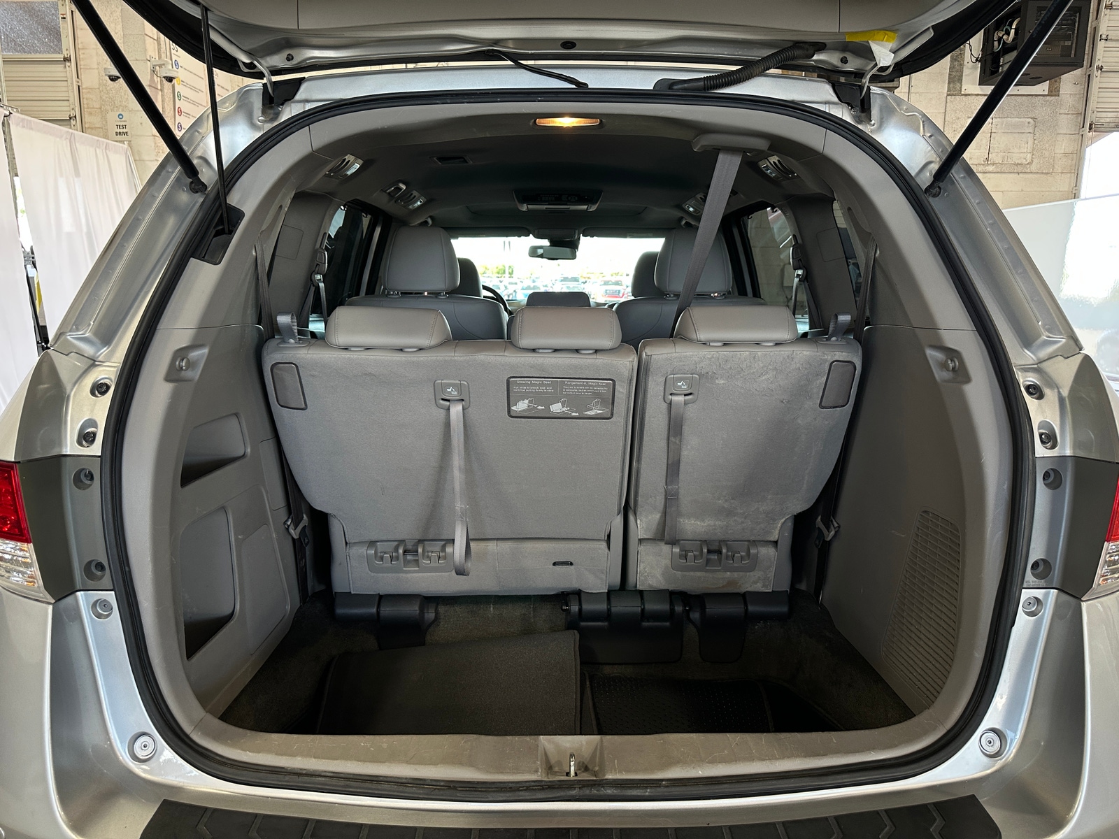 Thumbnail: 2015 Honda Odyssey - 6