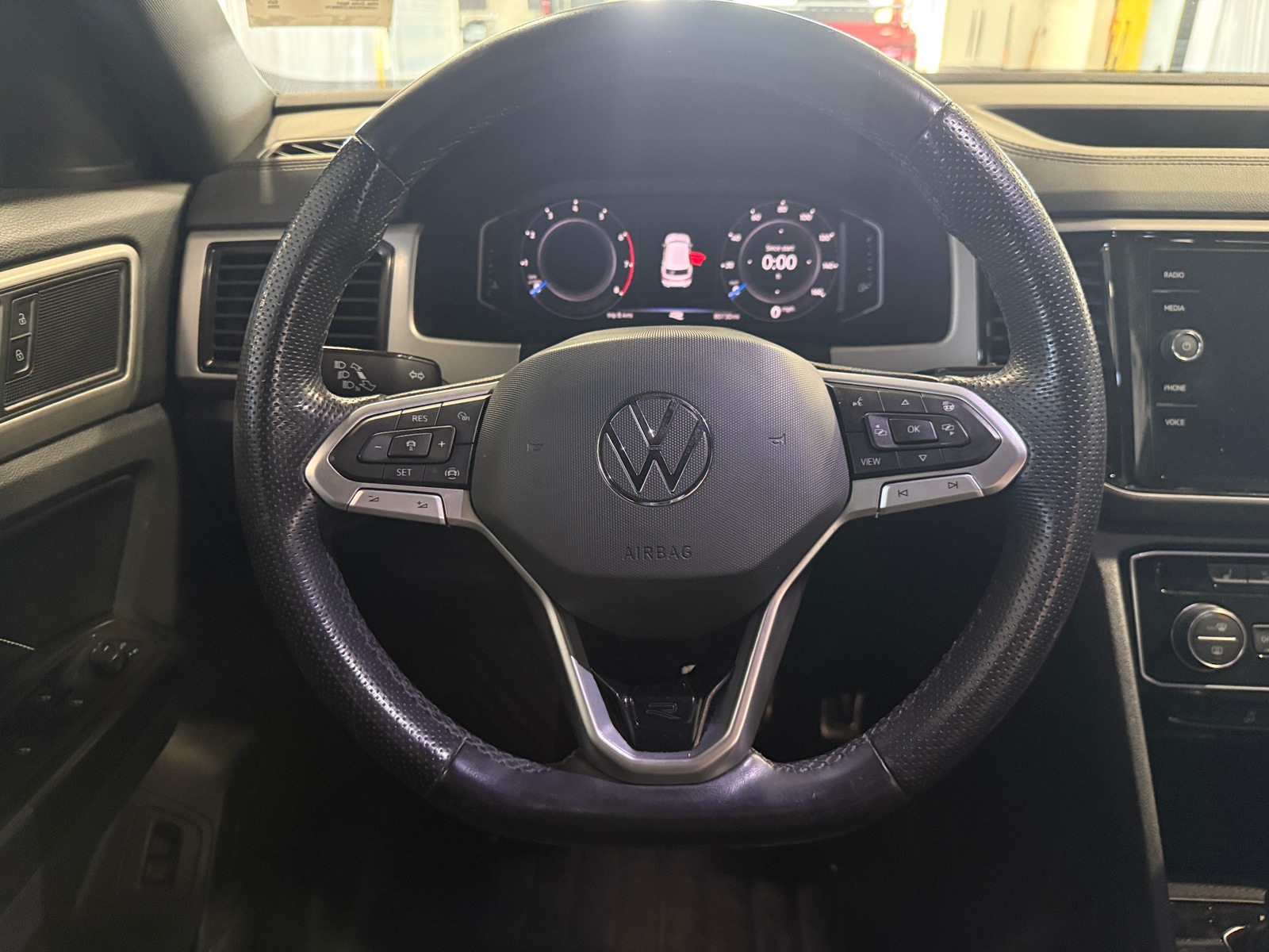 Thumbnail: 2020 Volkswagen Atlas - 4