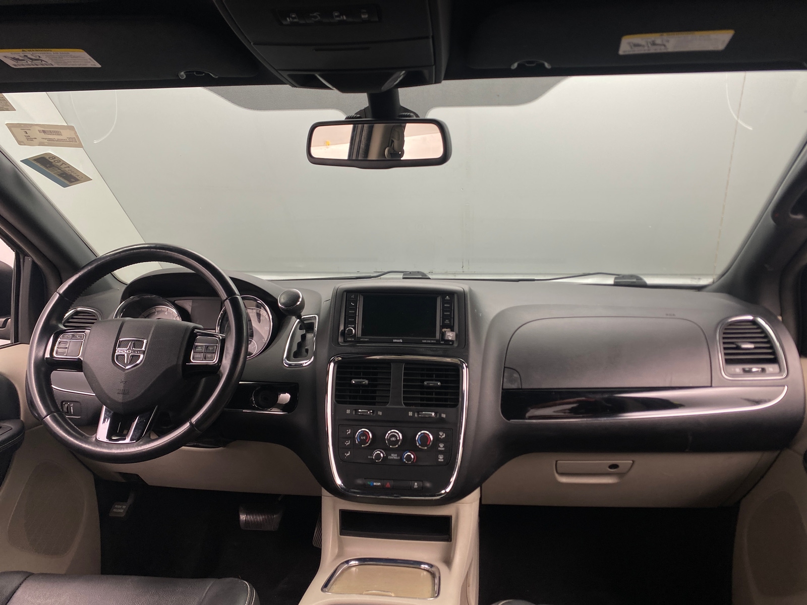 Thumbnail: 2019 Dodge Grand Caravan - 2