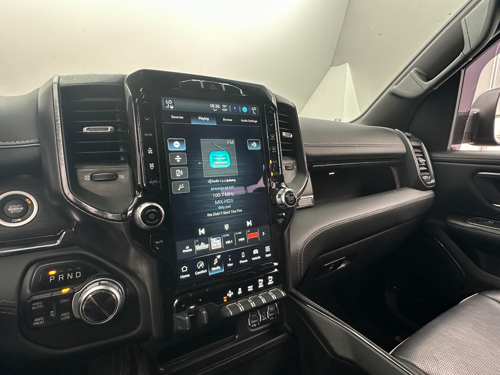 Thumbnail: 2022 RAM 1500 - 3