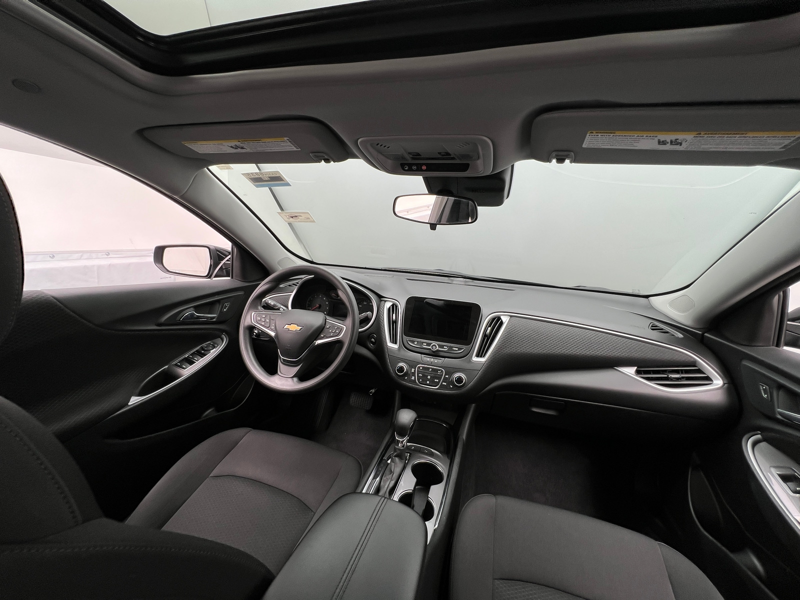 Thumbnail: 2024 Chevrolet Malibu - 3