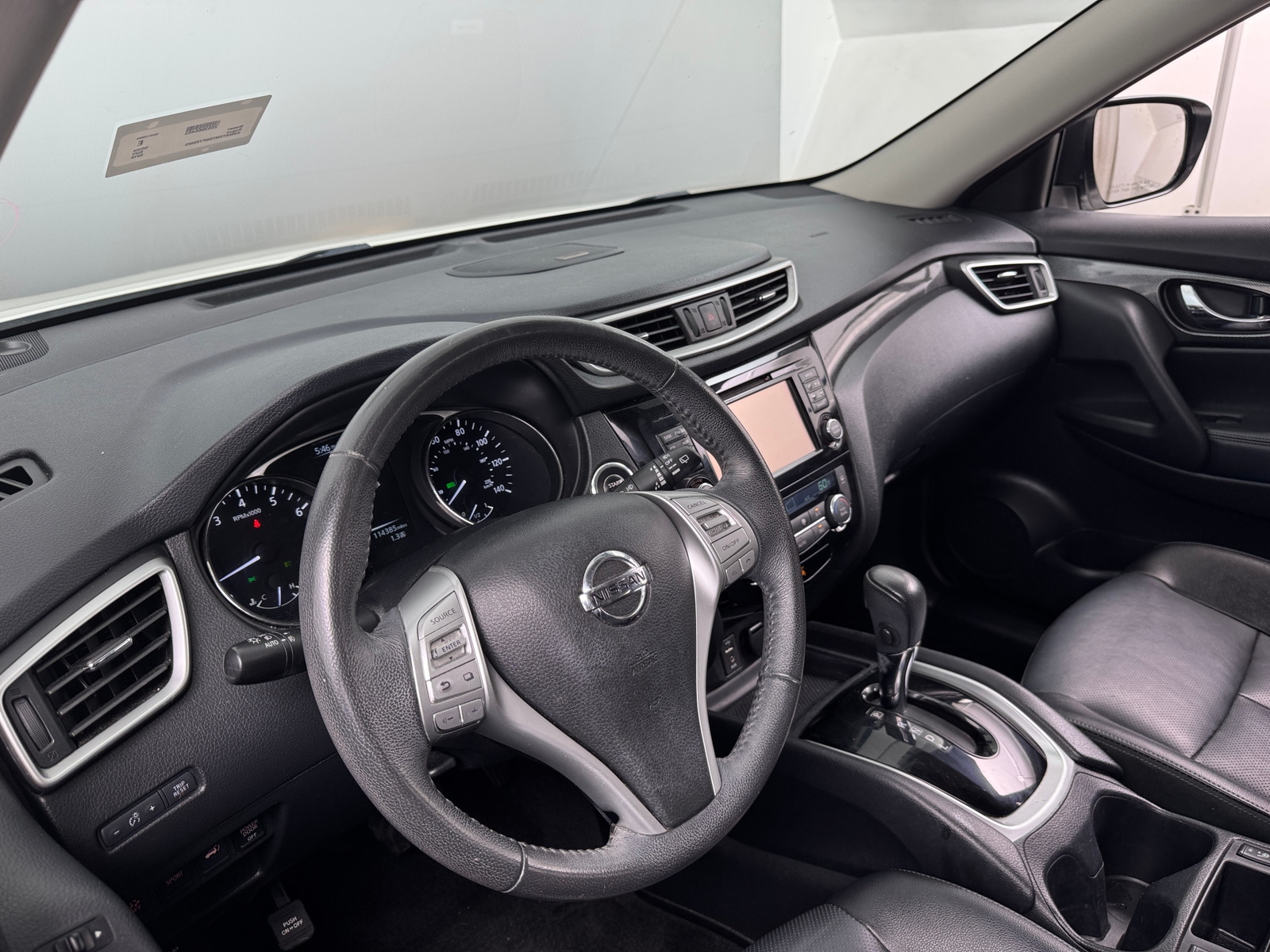 Thumbnail: 2016 Nissan Rogue - 2