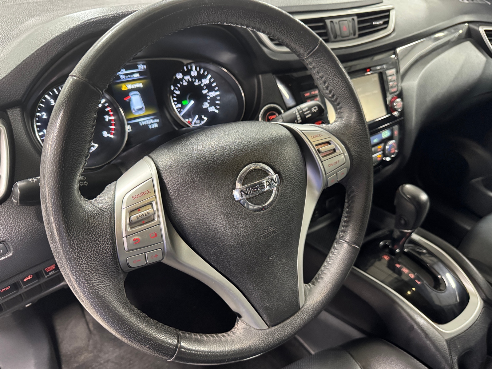 Thumbnail: 2016 Nissan Rogue - 4