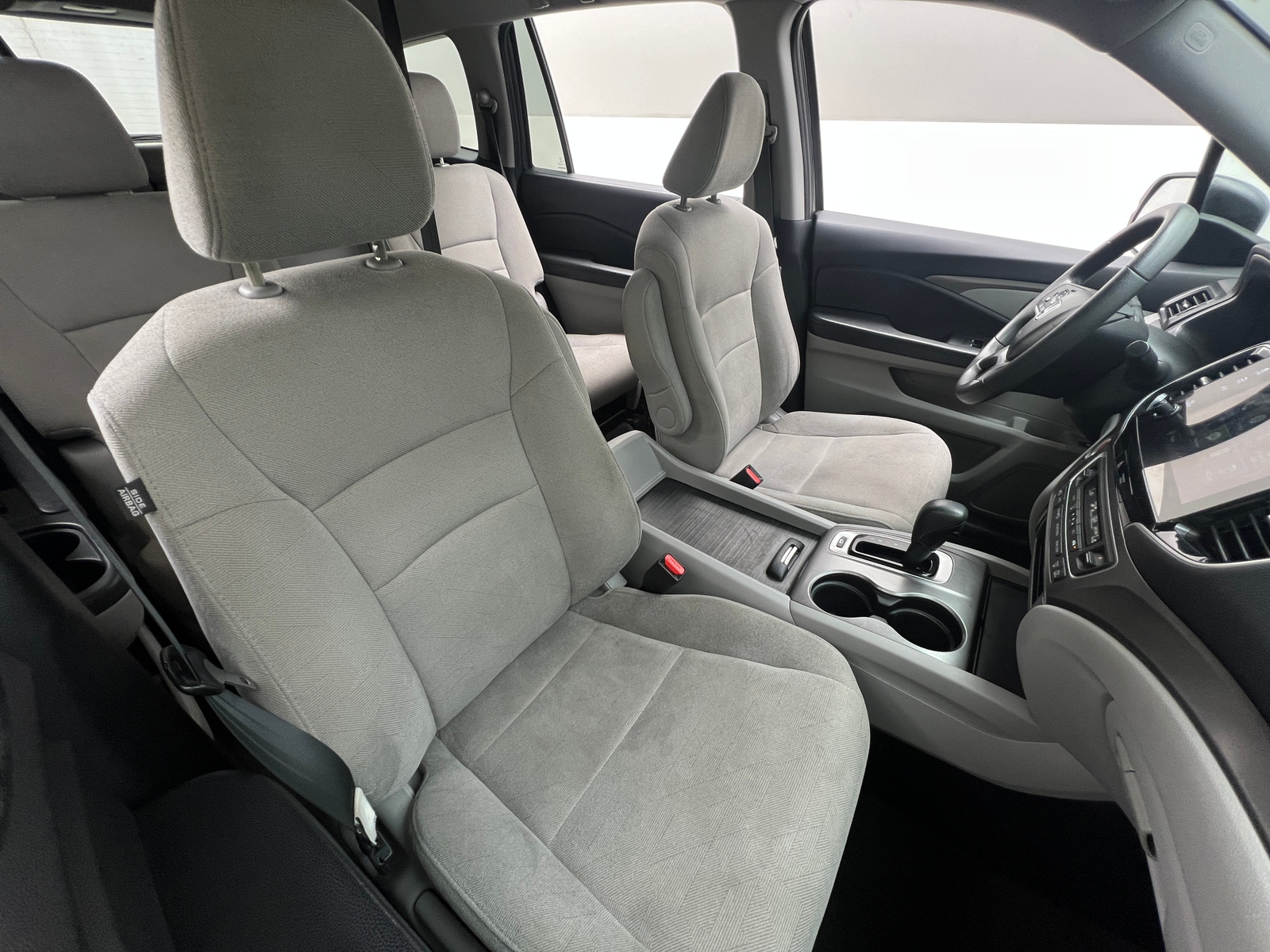 Thumbnail: 2019 Honda Pilot - 2