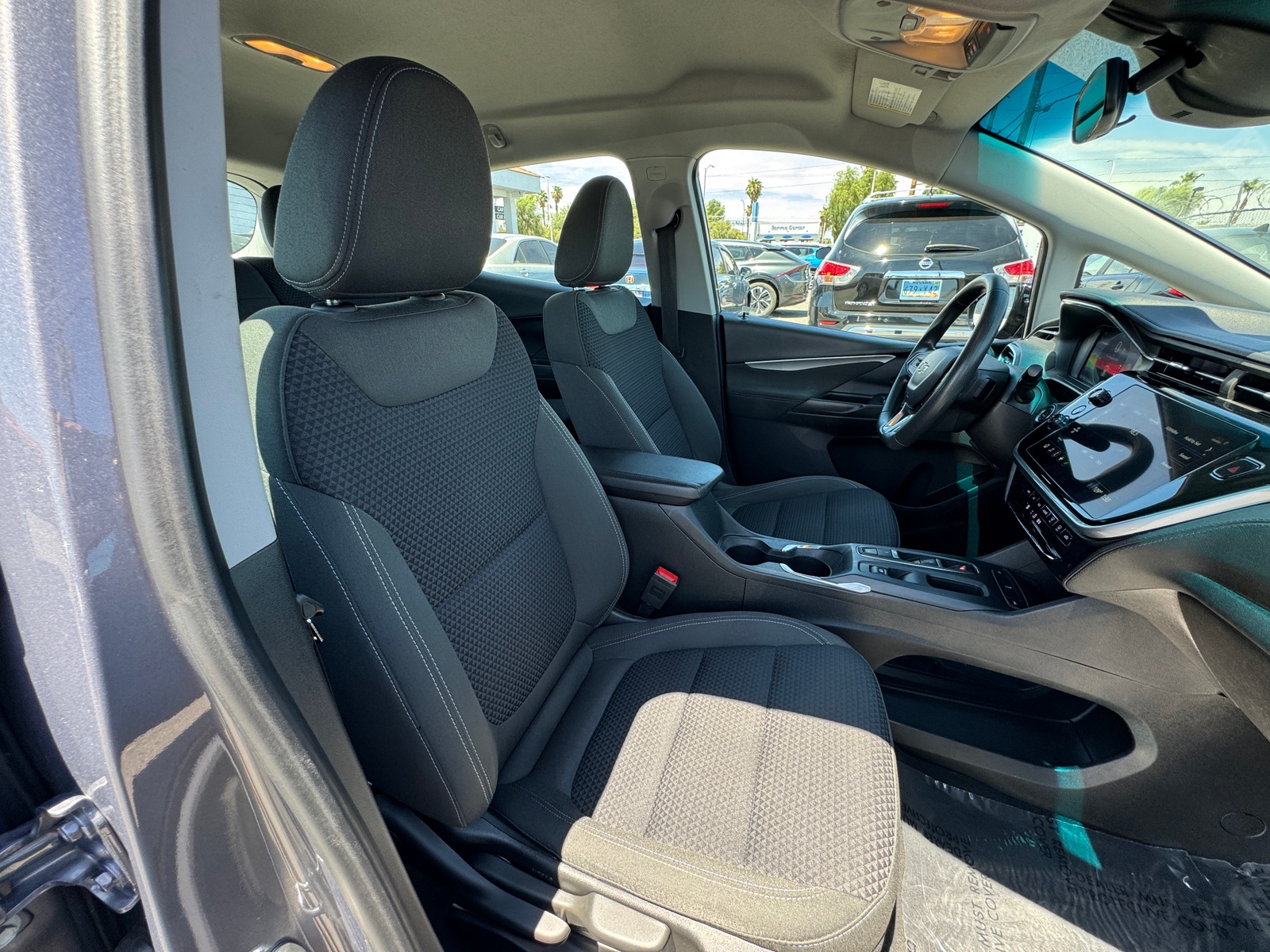 Thumbnail: 2023 Chevrolet Bolt EV - 2
